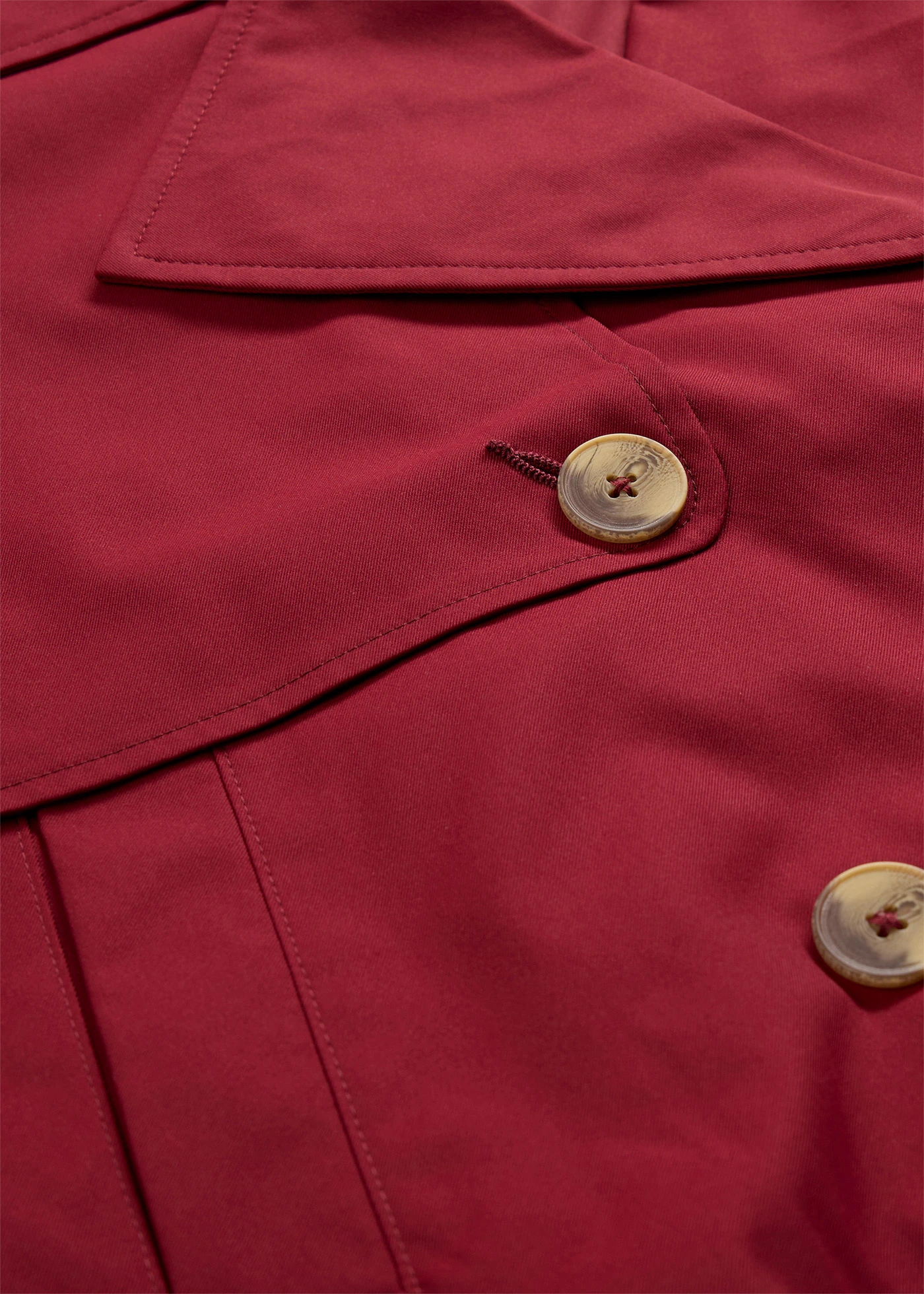 Veste trench courte • rouge rubis • Boutique bonprix