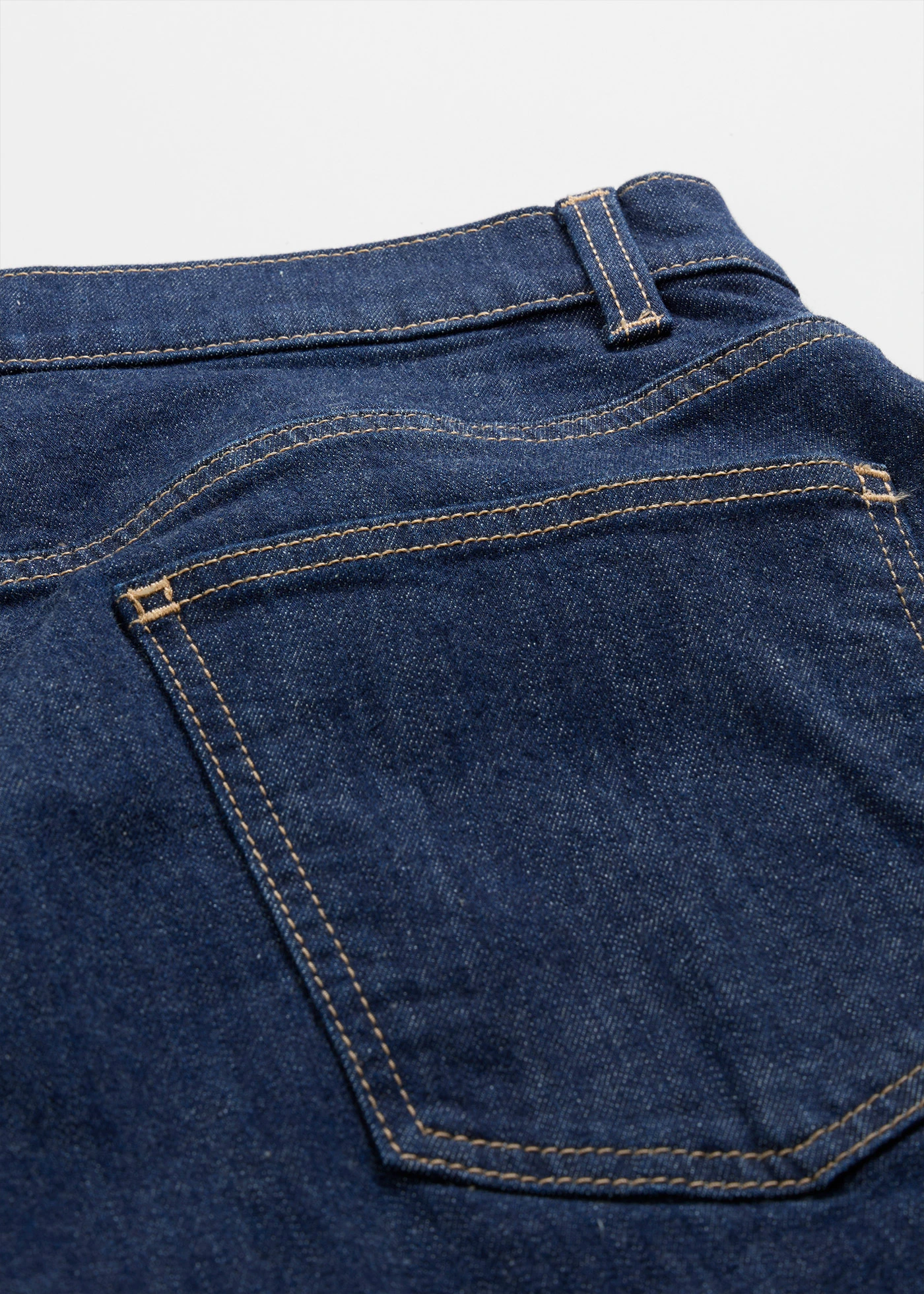 Dżinsy o kroju loose straight ze średnim stanem, pełna długość • granatowy denim used • sklep bonprix