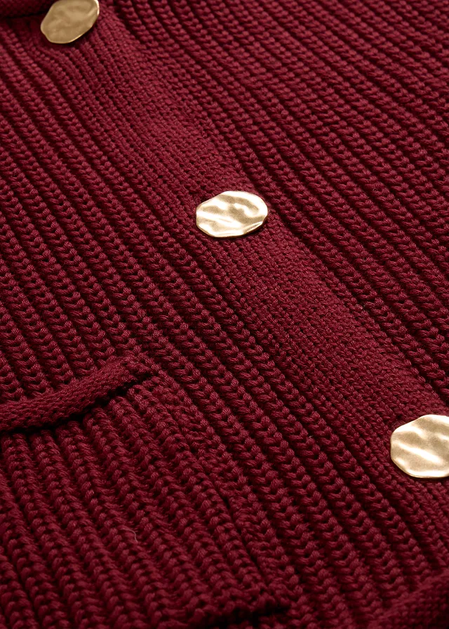 Gebreid vest met zakken • robijnrood • product-page.page-title-suffix