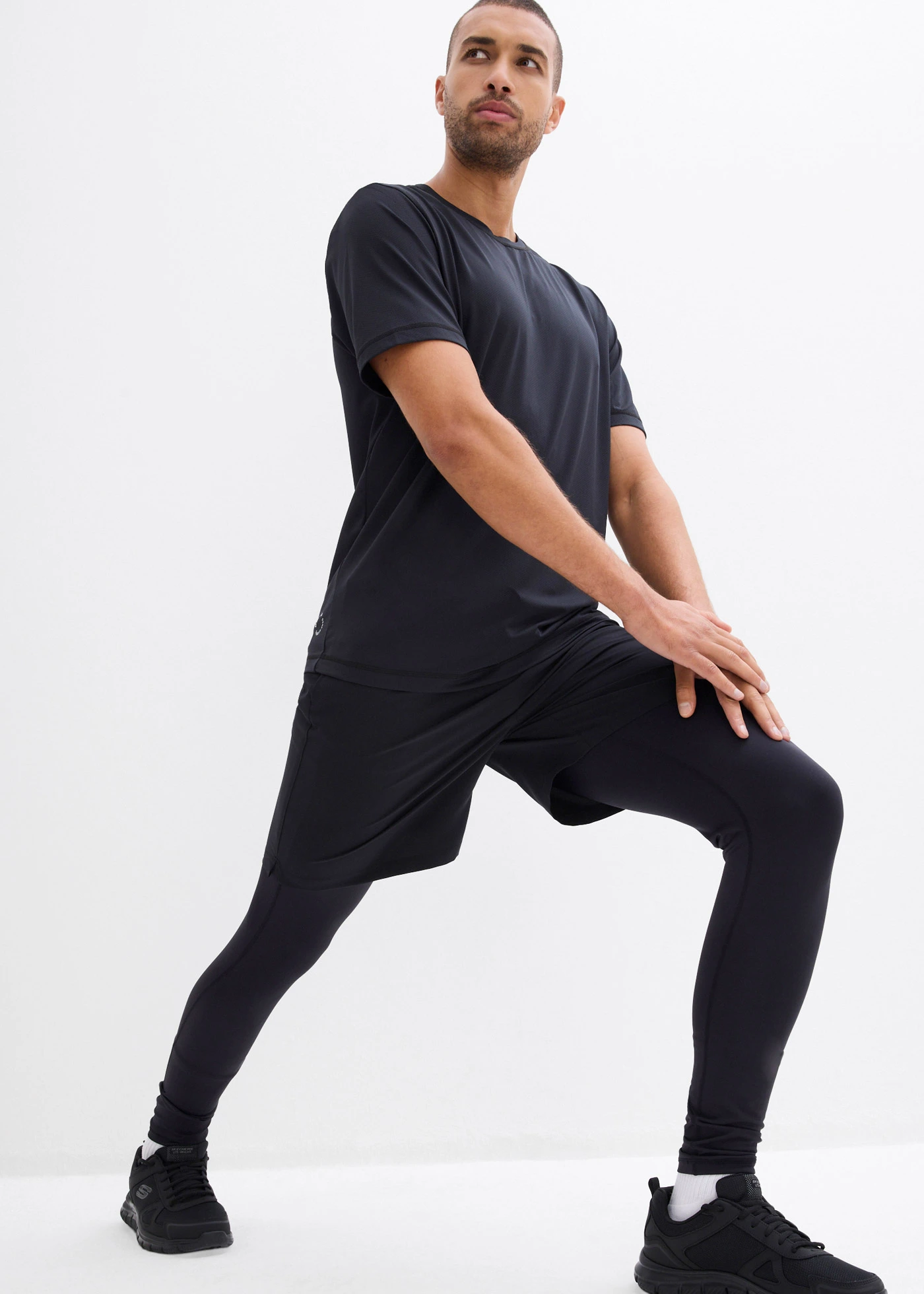 Comfortabele heren sportlegging met gsm-tasje • zwart • bonprix online shop