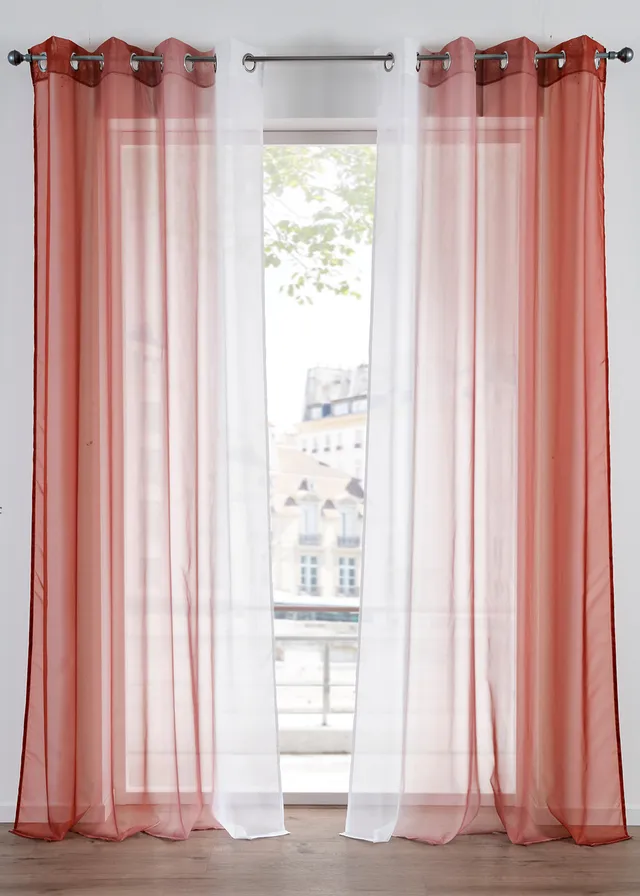 Gordijn van lichte voile, ook verkrijgbaar in extra lang (2 stuks) • karamelbruin • bonprix online shop