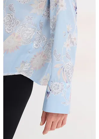 Tunique en satin fin • bleu poudré-sable clair floral • Boutique bonprix