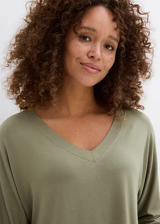 T-shirt manches 3/4 en viscose extensible • olive • Boutique bonprix