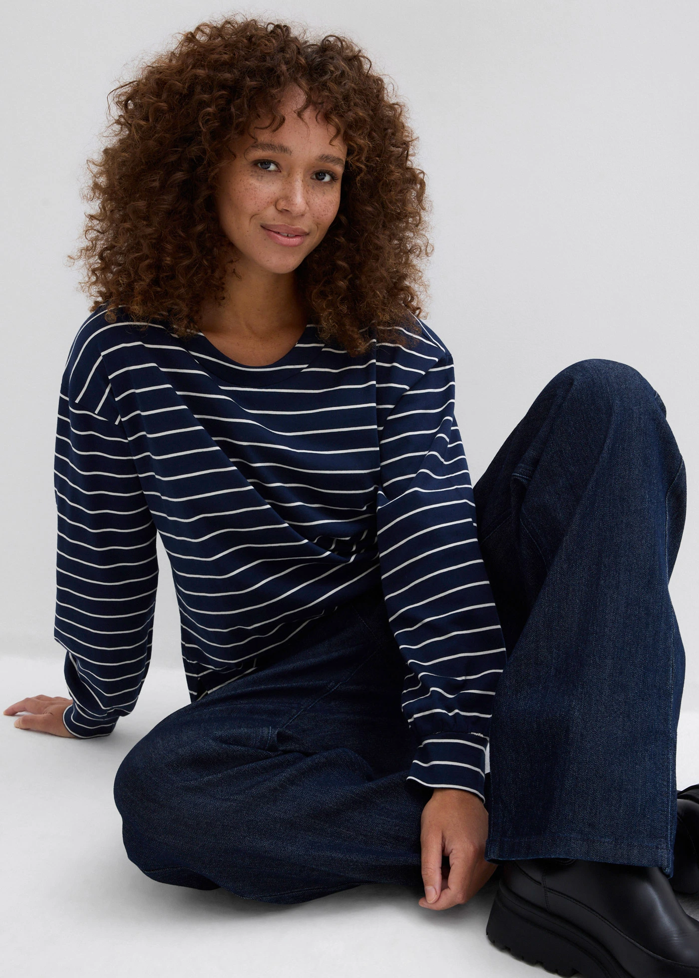 Longsleeve van biologisch katoen • donkerblauw/wolwit gestreept • bonprix online shop