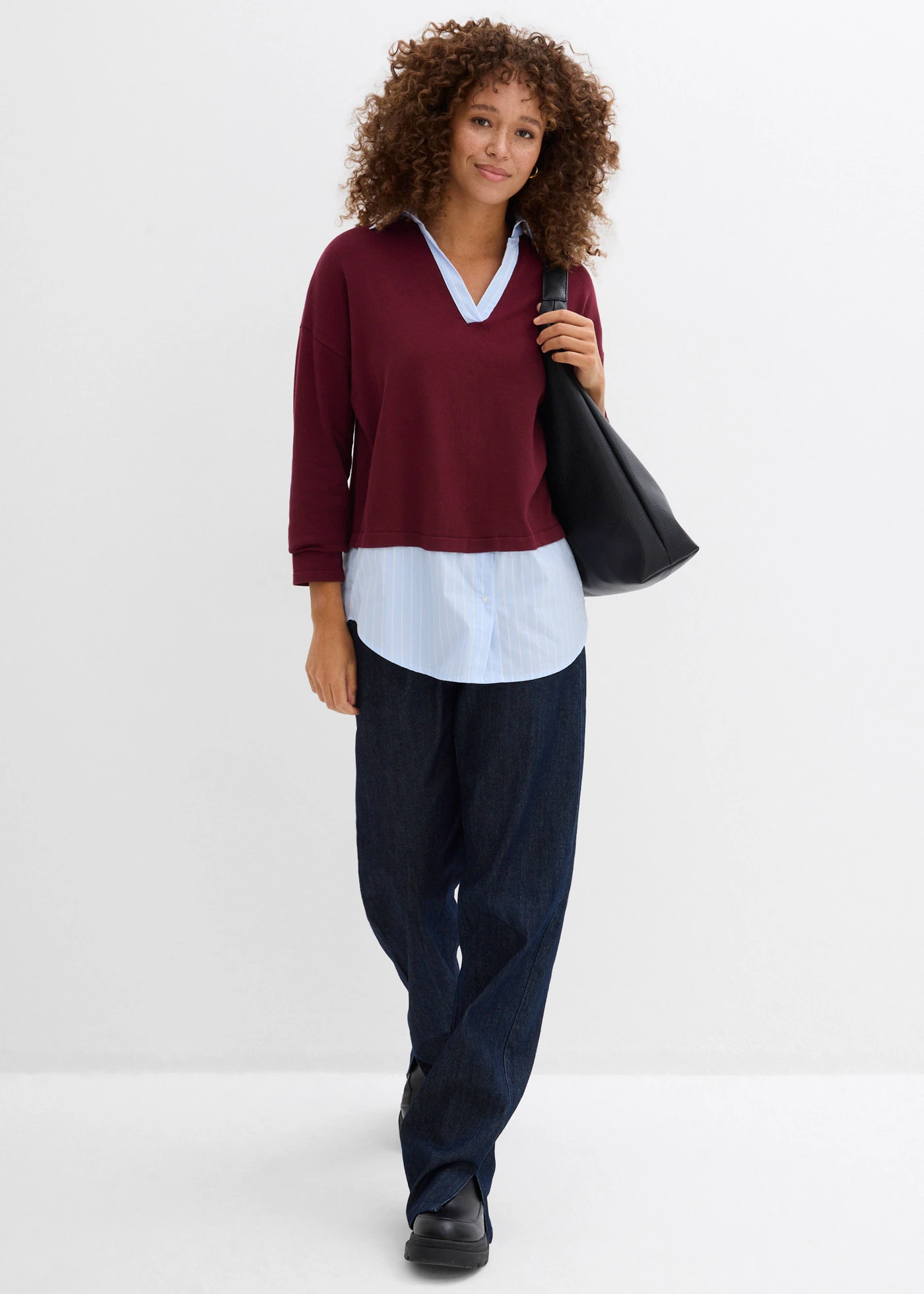 Sweter z cienkiej dzianiny z koszulową wstawką • czerwony klonowy • sklep bonprix