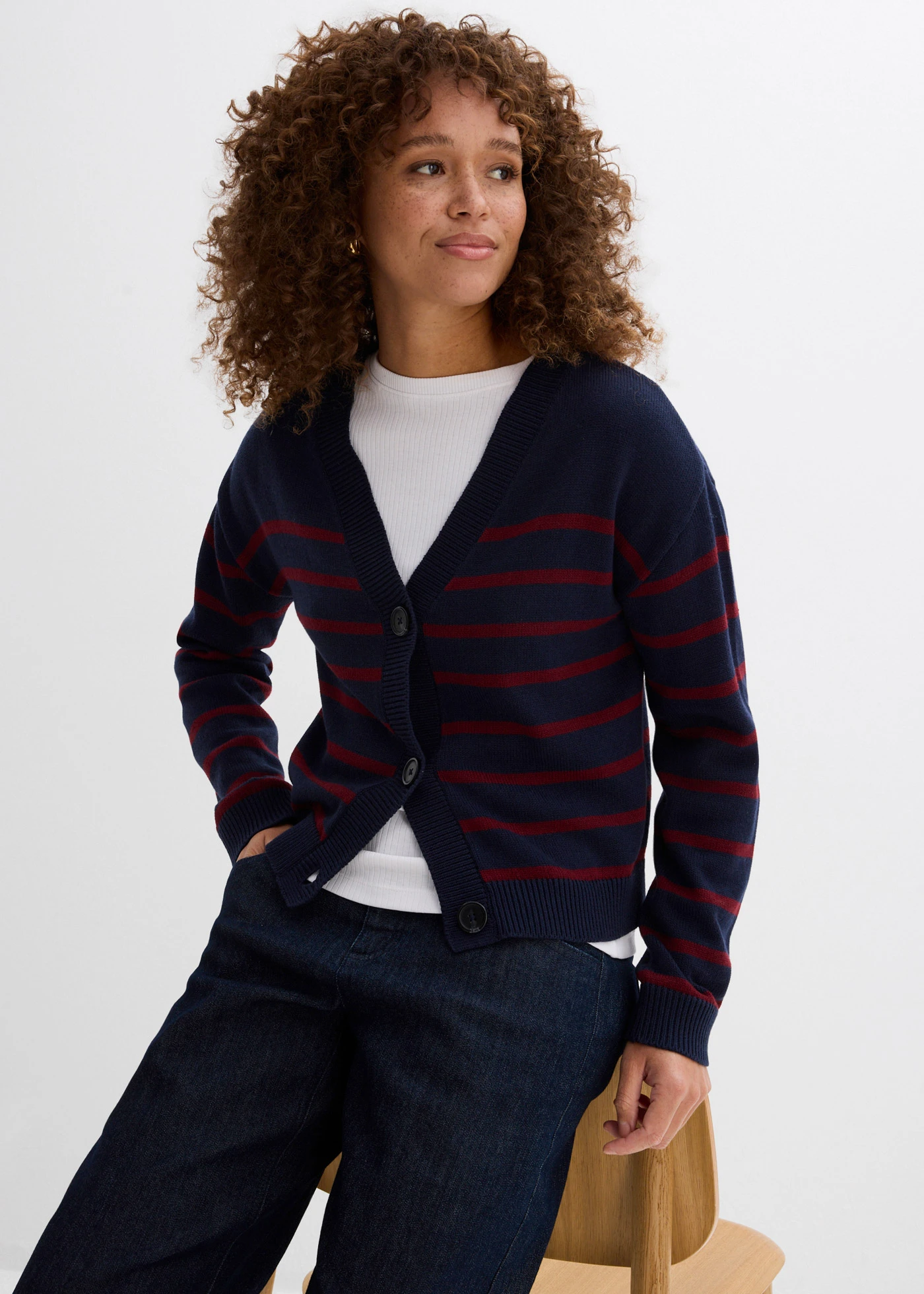 Fijn gebreid vest van katoenmix • donkerblauw-robijnrood • bonprix online shop