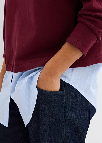 Sweter z cienkiej dzianiny z koszulową wstawką • czerwony klonowy • sklep bonprix