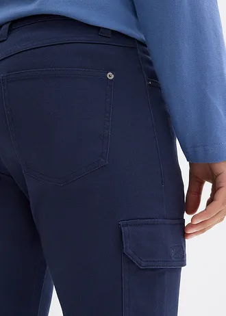 Slim Fit sztreccsnadrág cargo zsebekkel, Straight • sötétkék • bonprix áruház