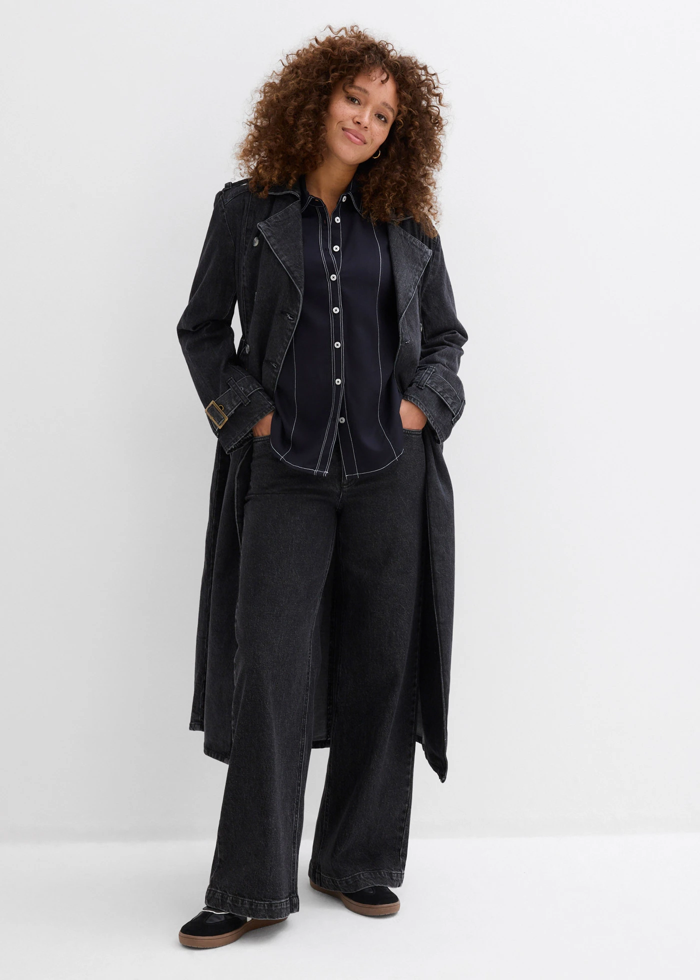 Blouse van viscose • zwart/wolwit • bonprix online shop