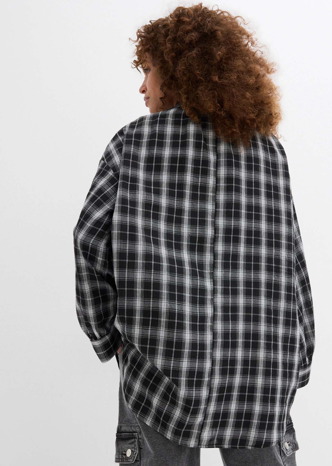 Chemisier long et oversize • noir blanc carreaux • Boutique bonprix