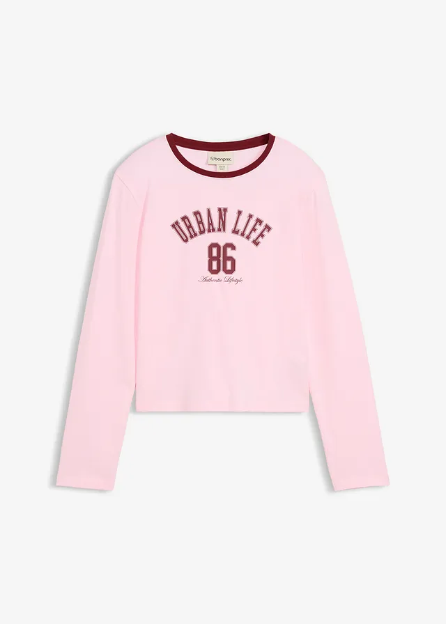 T-shirt manches longues court en coton extensible • rose cristal-rouge rubis imprimé • Boutique bonprix