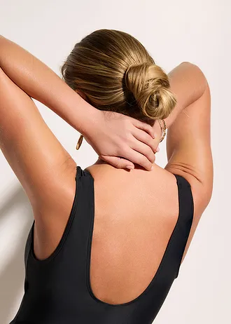 Corrigerend badpak, medium corrigerend • zwart • bonprix online shop