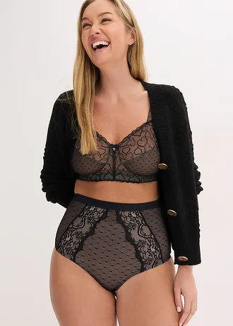 Chilot string cu efect modelator mediu și dantelă • negru • magazin bonprix