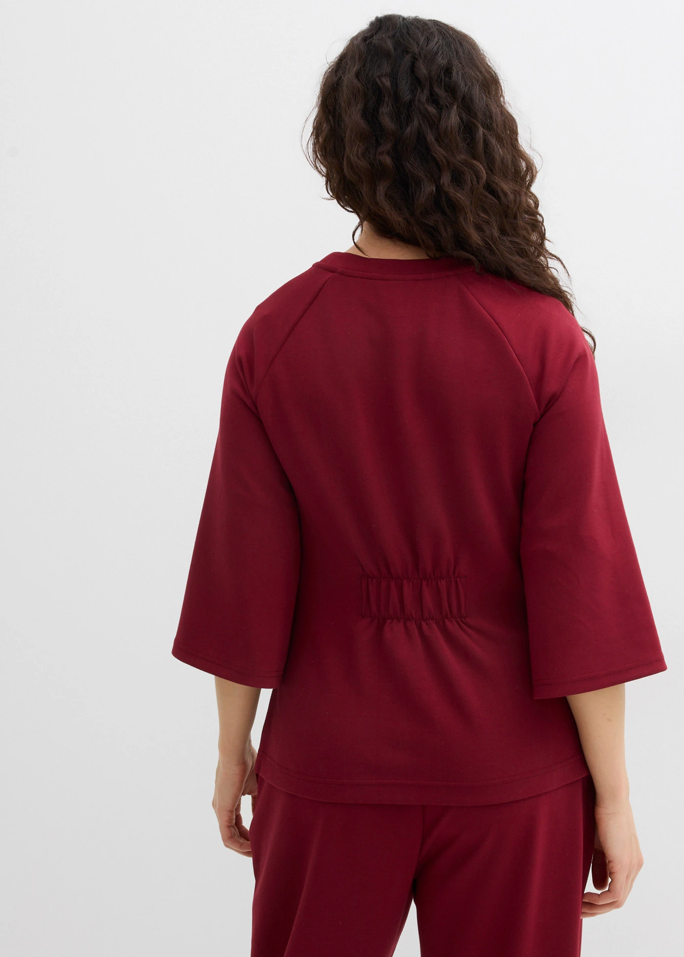 Bluză tricot boxy din material scuba, cu inserție elastică • roșu rubiniu • magazin bonprix