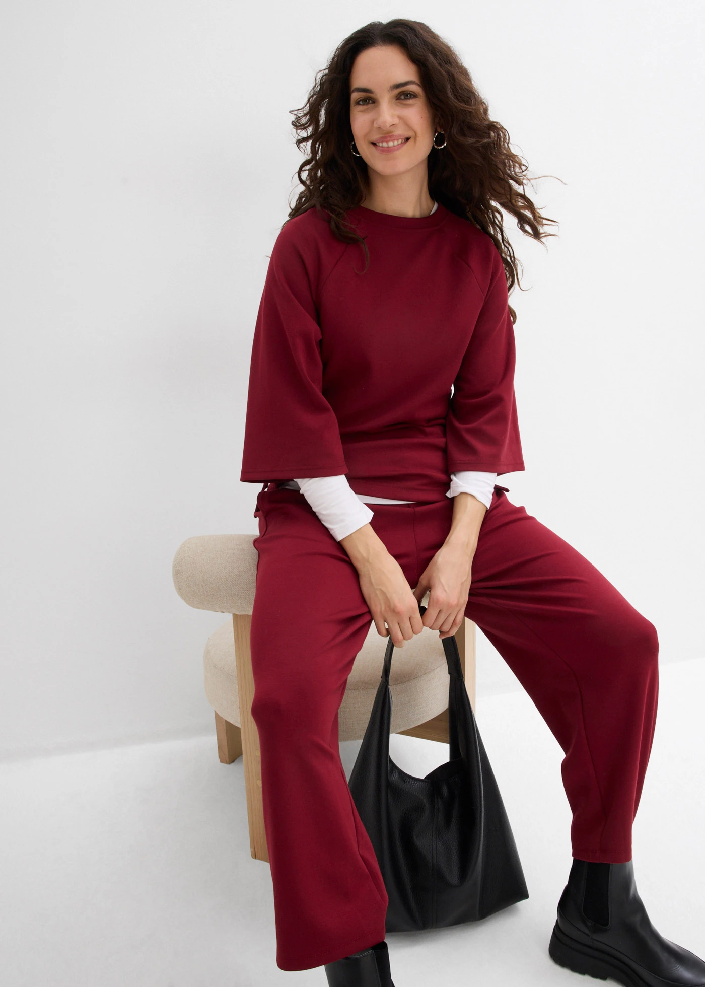 Boxy shirt van scuba met elastisch inzetstuk • robijnrood • bonprix online shop