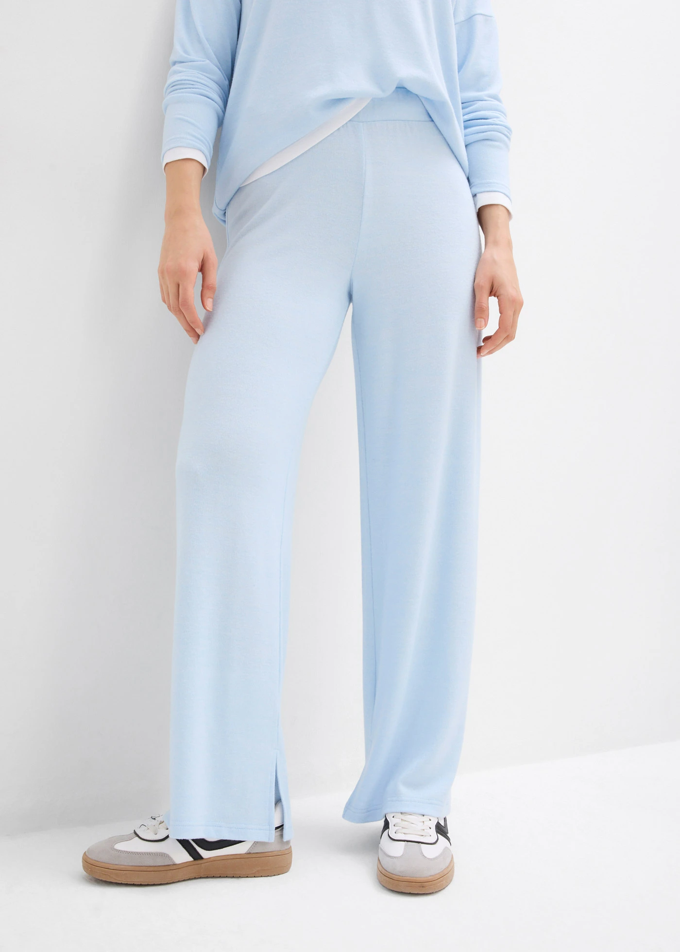 Pantaloni din jerse cu aspect tricotat • albastru pudrat melanj • magazin bonprix