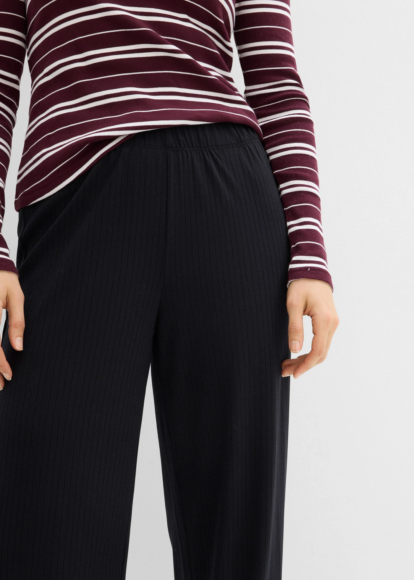 Pantaloni din jerse ripsat (set/2 buc.) • negru/negru • magazin bonprix