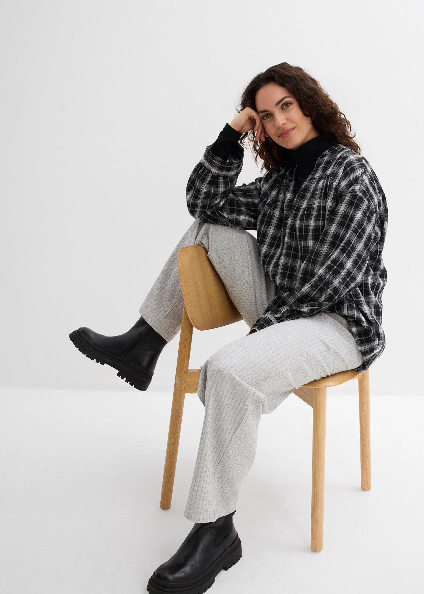 Pantaloni din jerse ripsat (set/2 buc.) • gri deschis melanj/negru • magazin bonprix