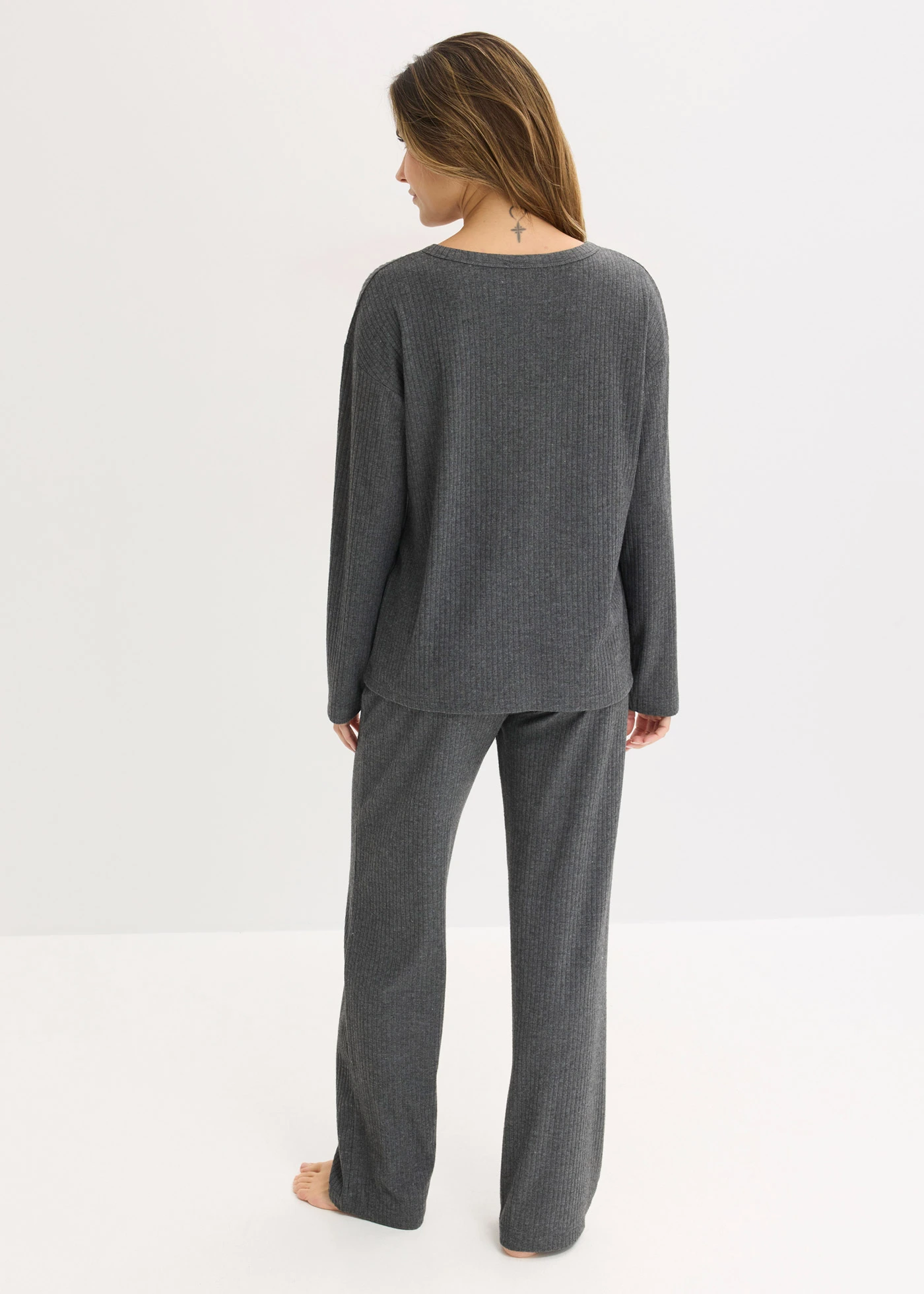 Tenue d’intérieur en matière côtelée • anthracite chiné • Boutique bonprix