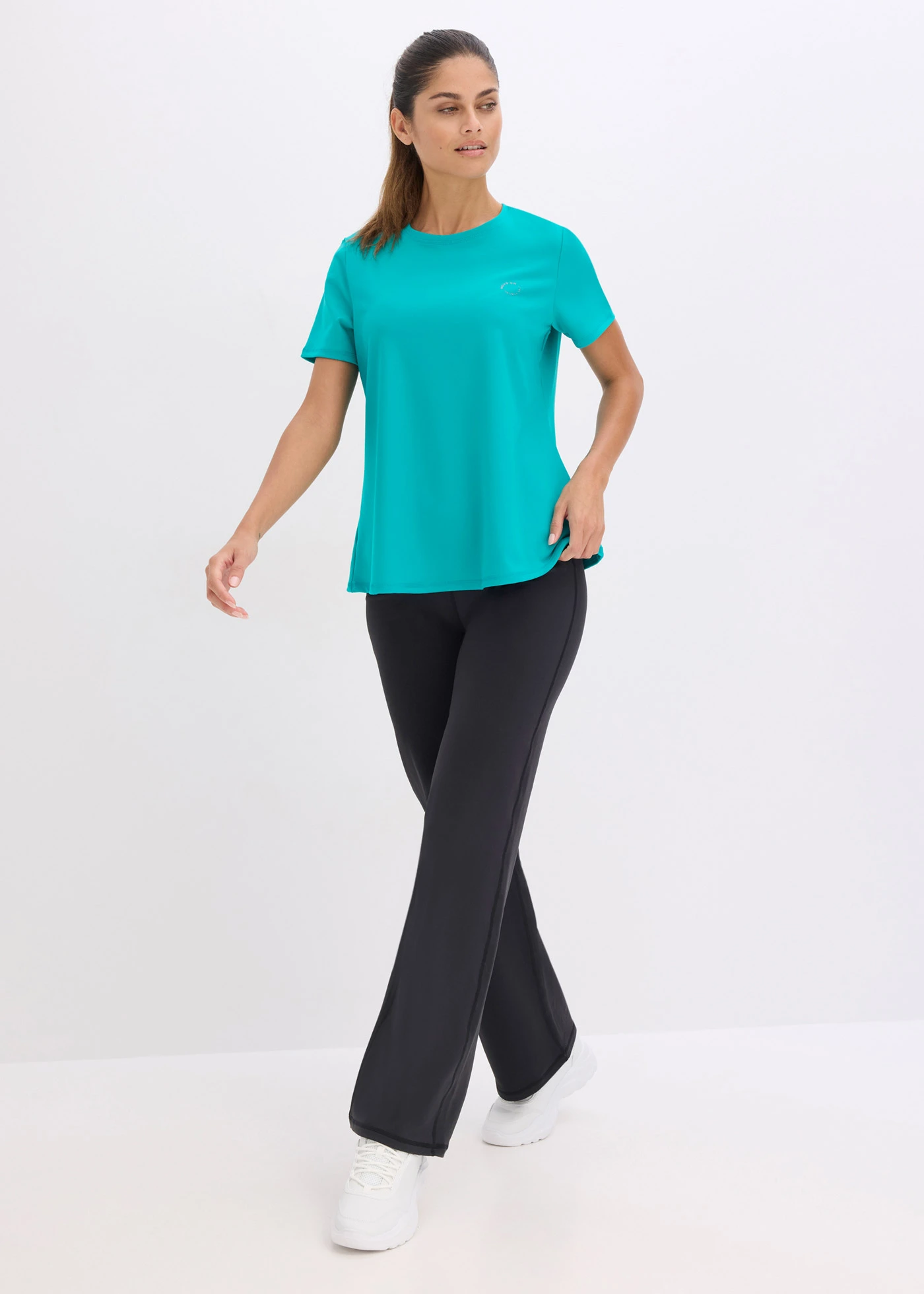 Sportshirt van stevig katoenachtig materiaal • smaragd • bonprix online shop