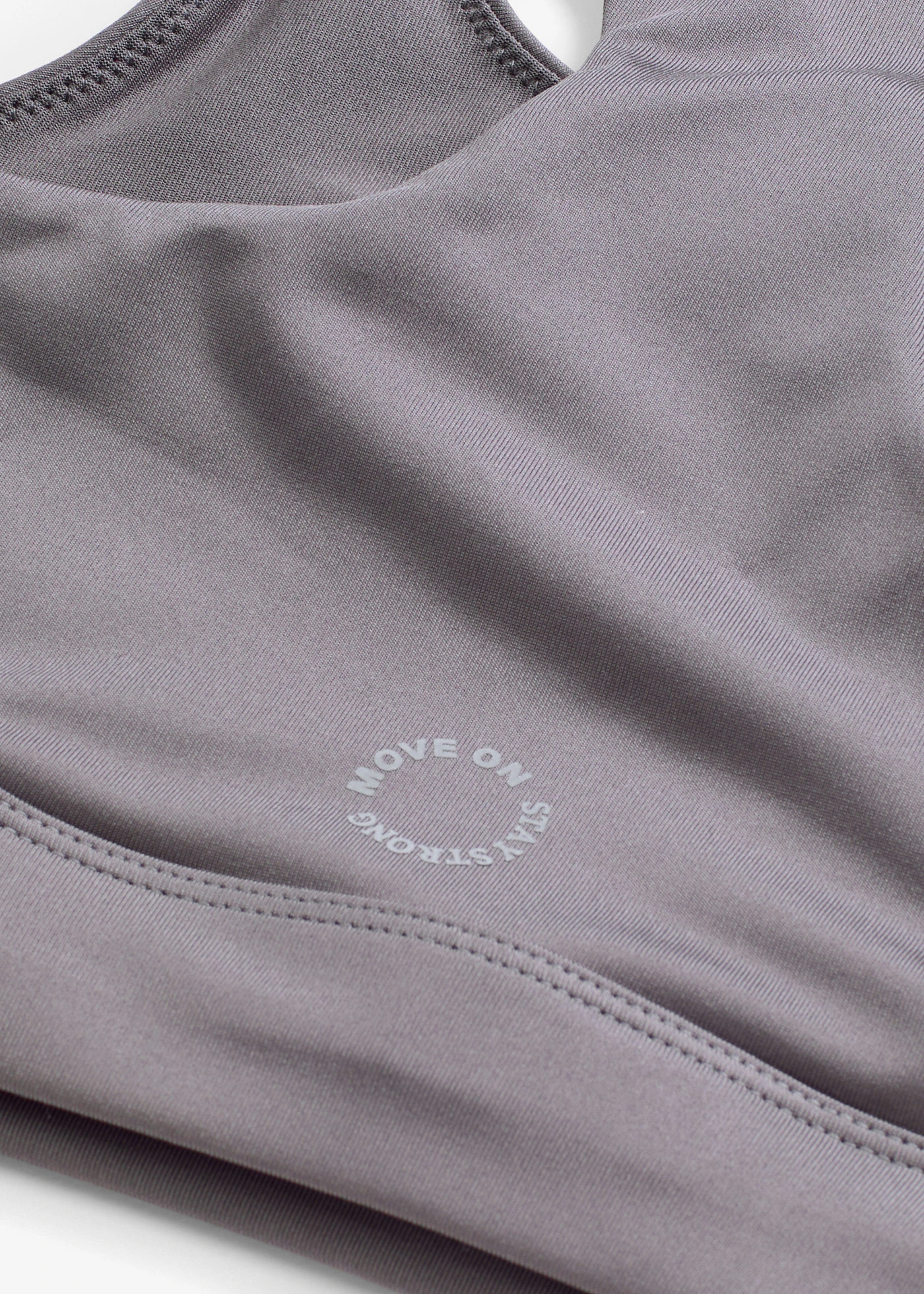 Racerback sport melltartó, enyhe tartással • gránitszürke • bonprix áruház