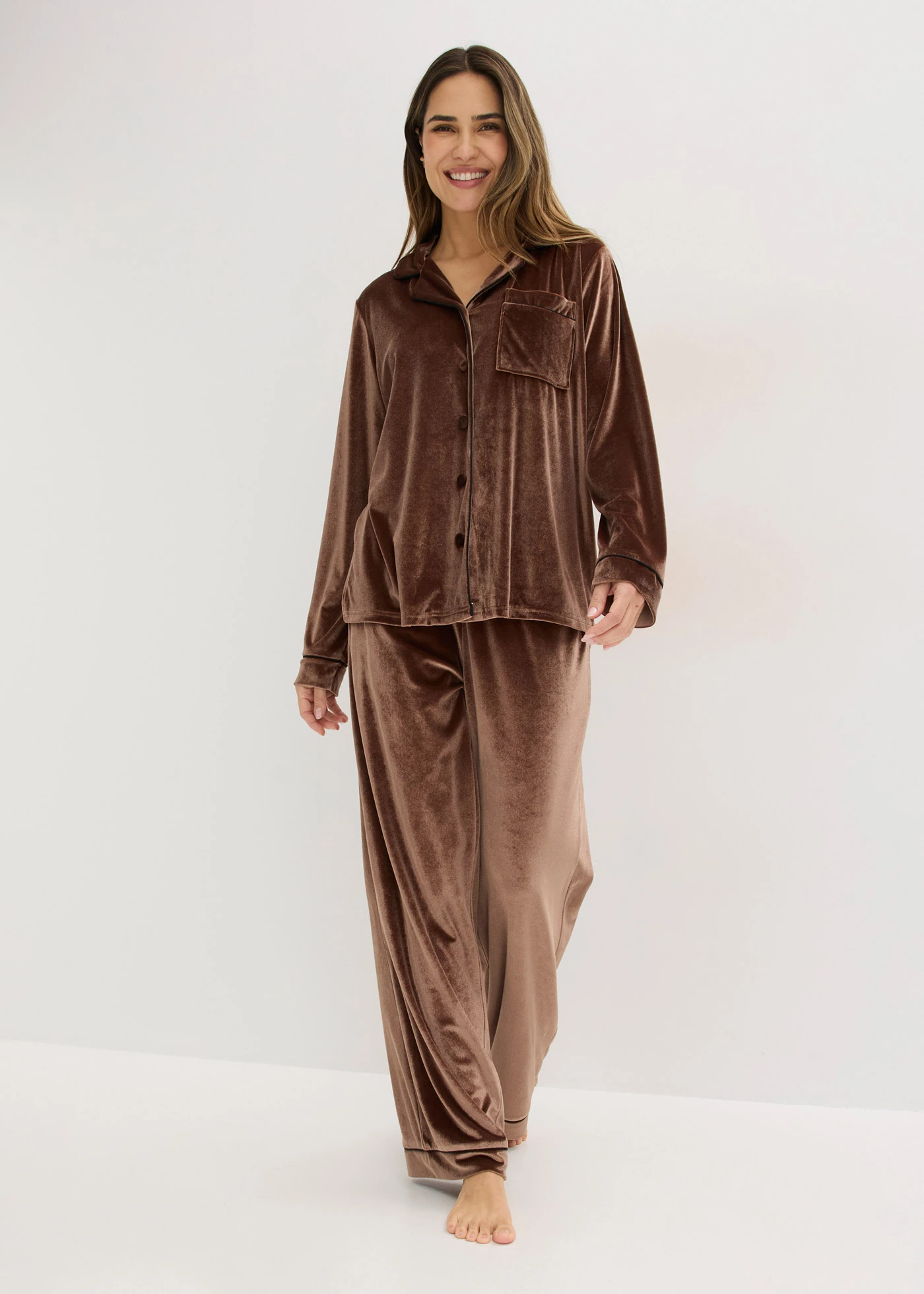 Fluwelen huispak • kastanjebruin • bonprix online shop