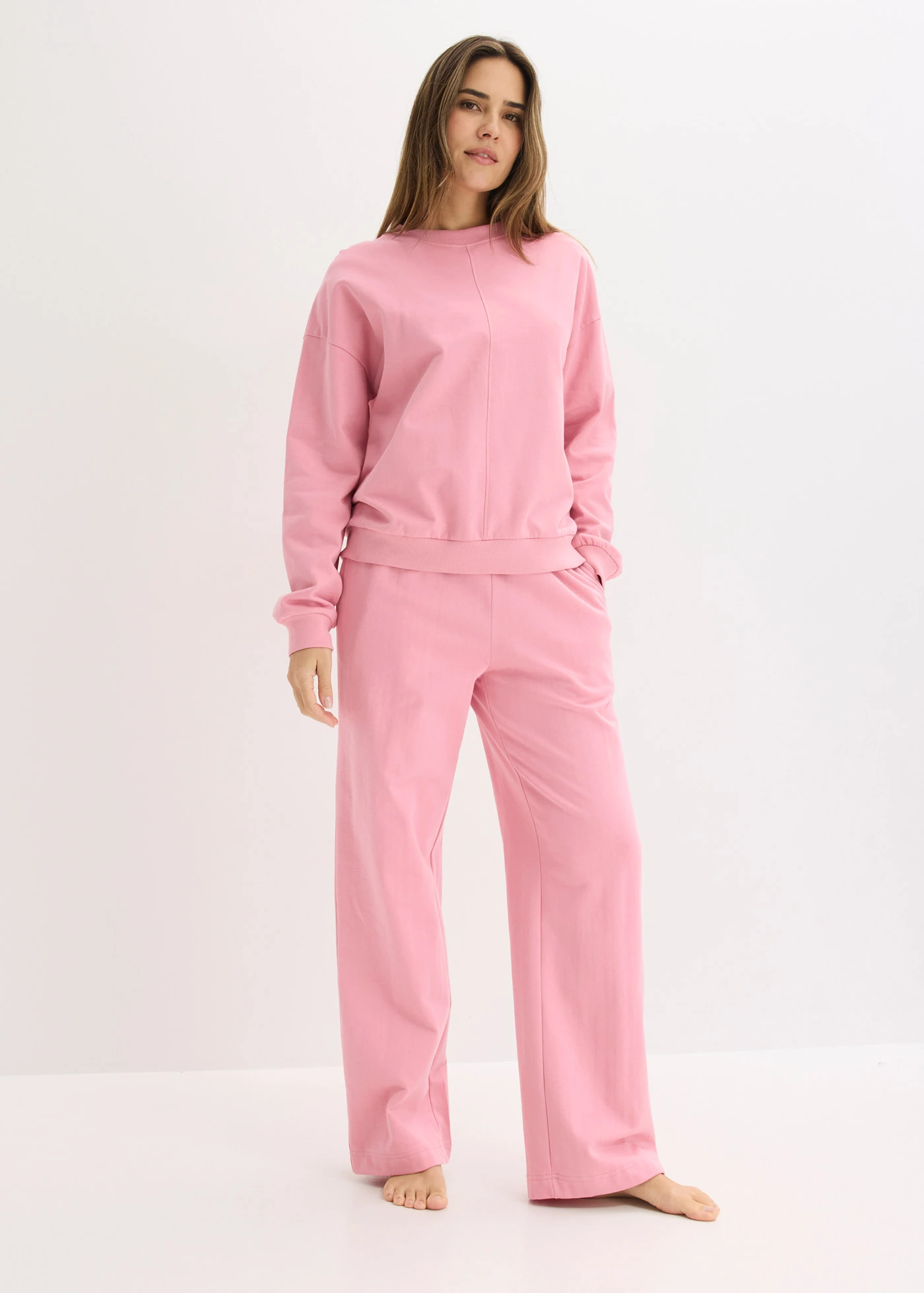 Costum de casă casual cu bluză mai scurtă • violet-orhidee fumuriu • magazin bonprix