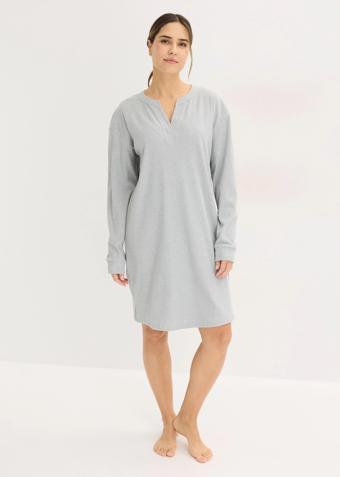 Rochie de casă din material moale, ripsat • gri melanj • magazin bonprix