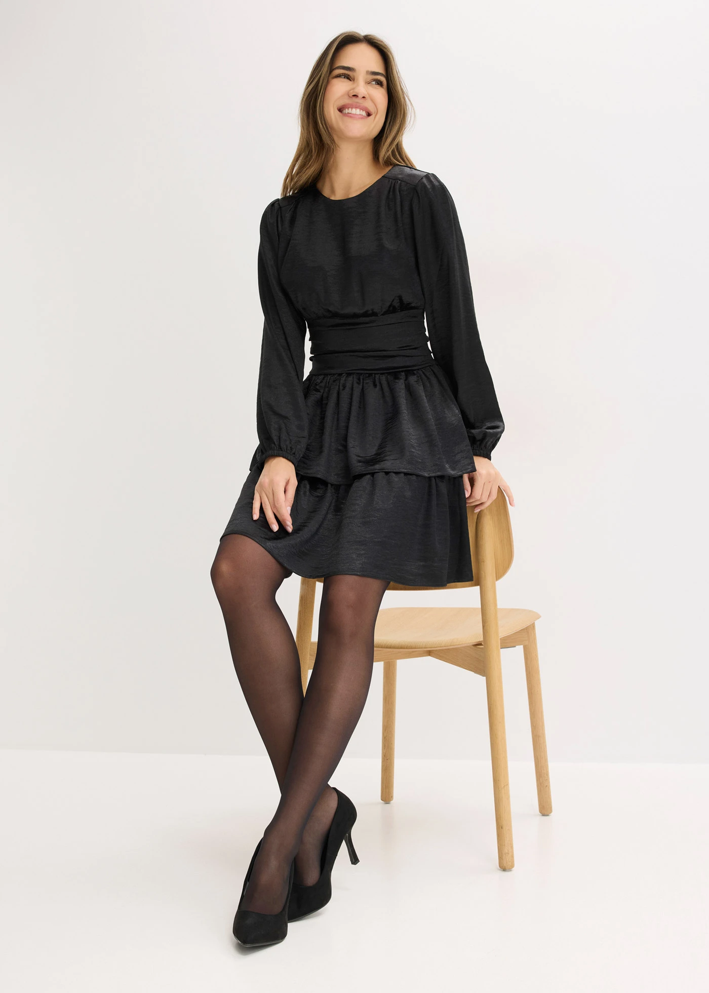 Dresuri fine cu chilot 30 DEN cu bată confortabilă în talie • negru • magazin bonprix