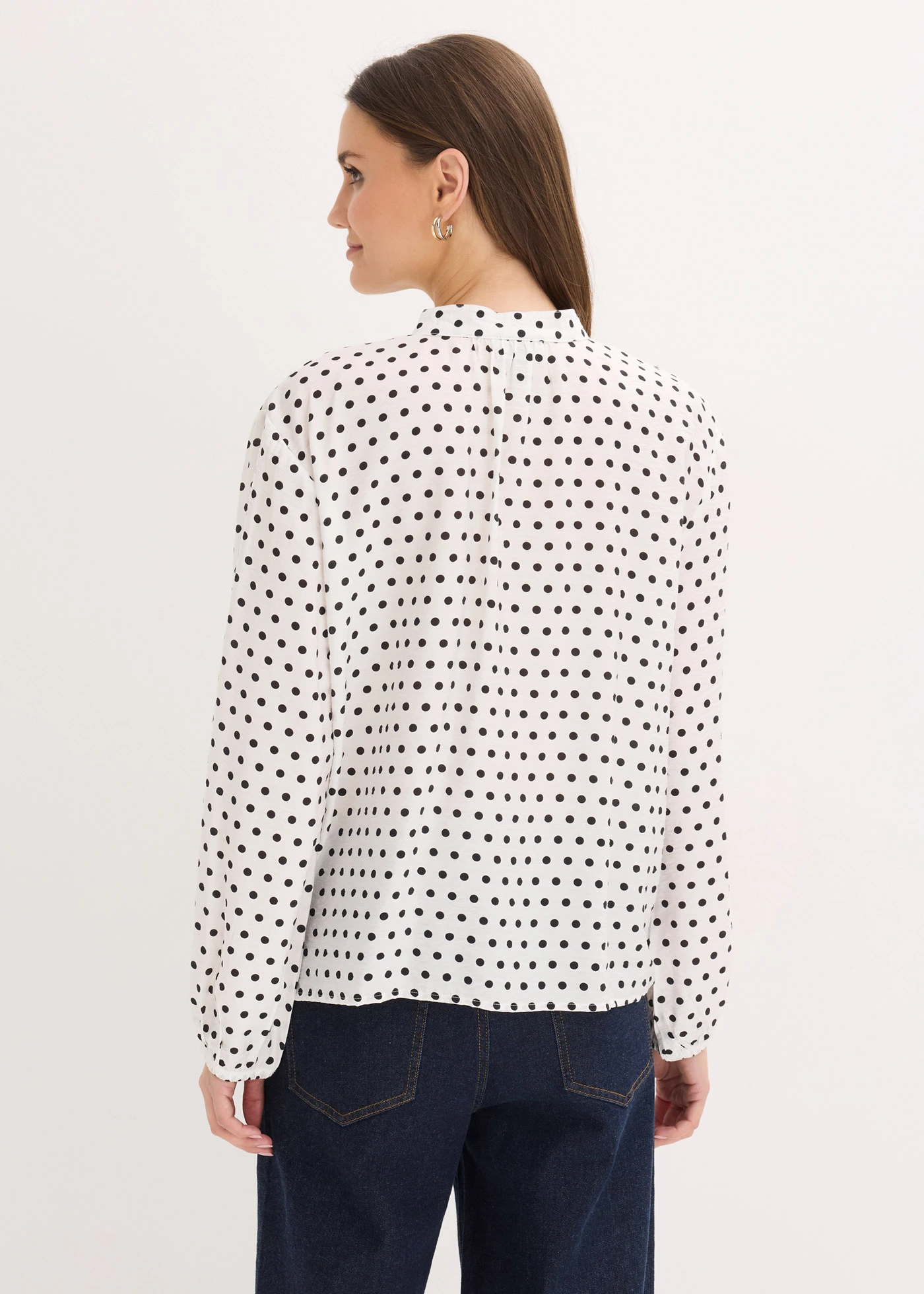 Bluzka oversize • biel wełny w kropki • sklep bonprix