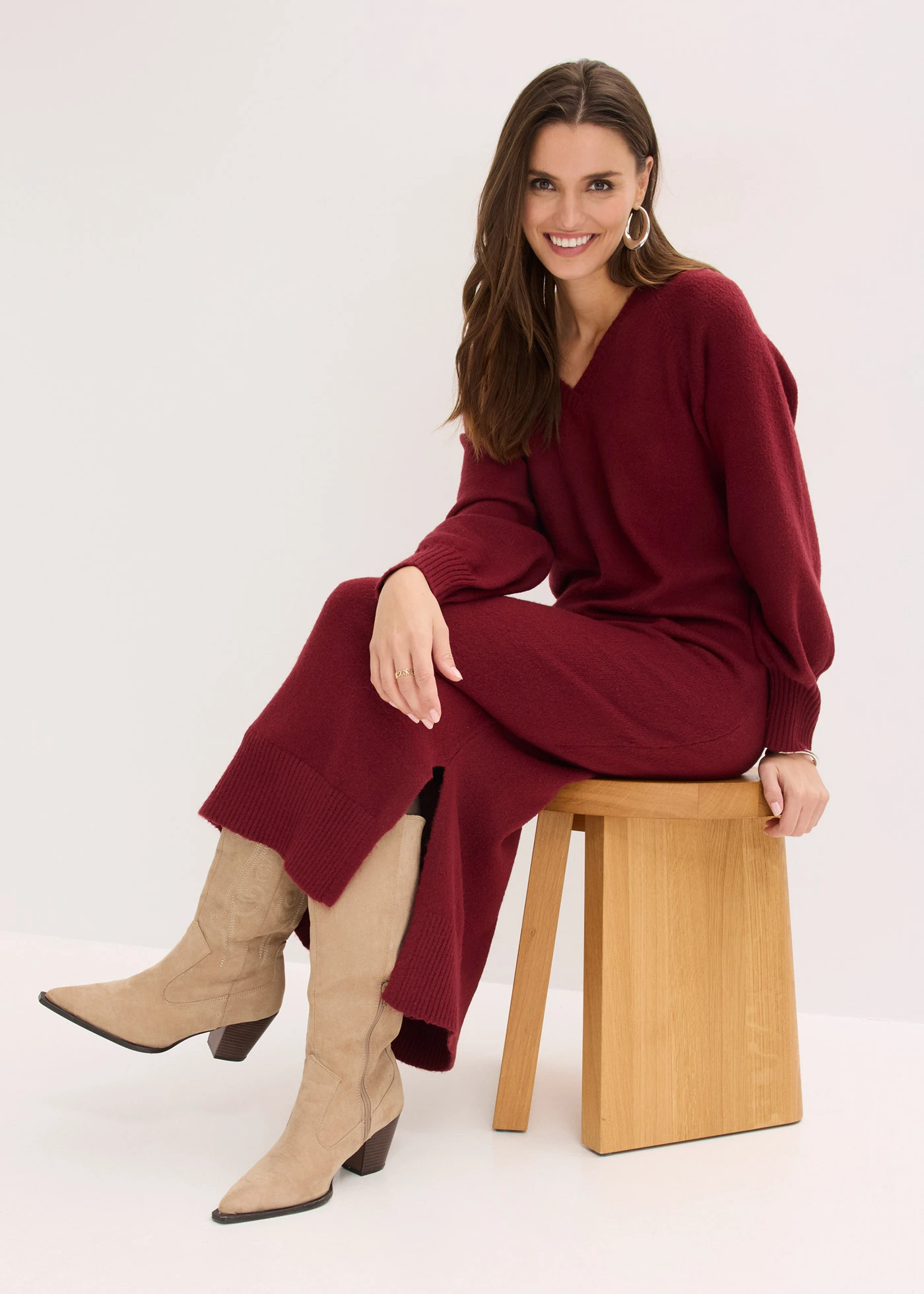 Sukienka dzianinowa oversize midi • czerwony rubinowy • sklep bonprix