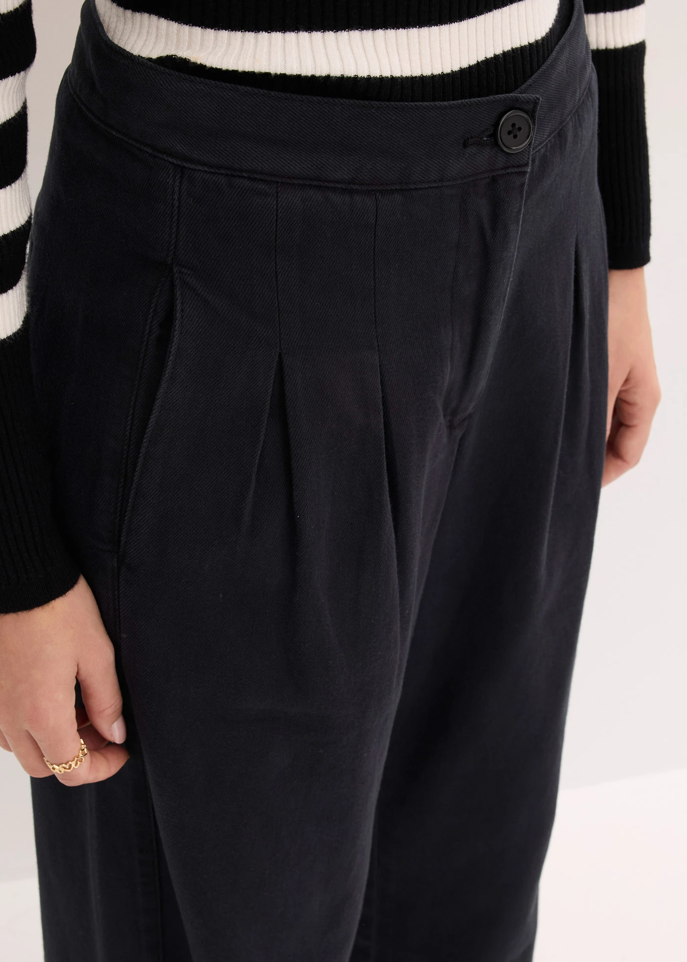 Pantalon en twill 100% coton • noir • Boutique bonprix