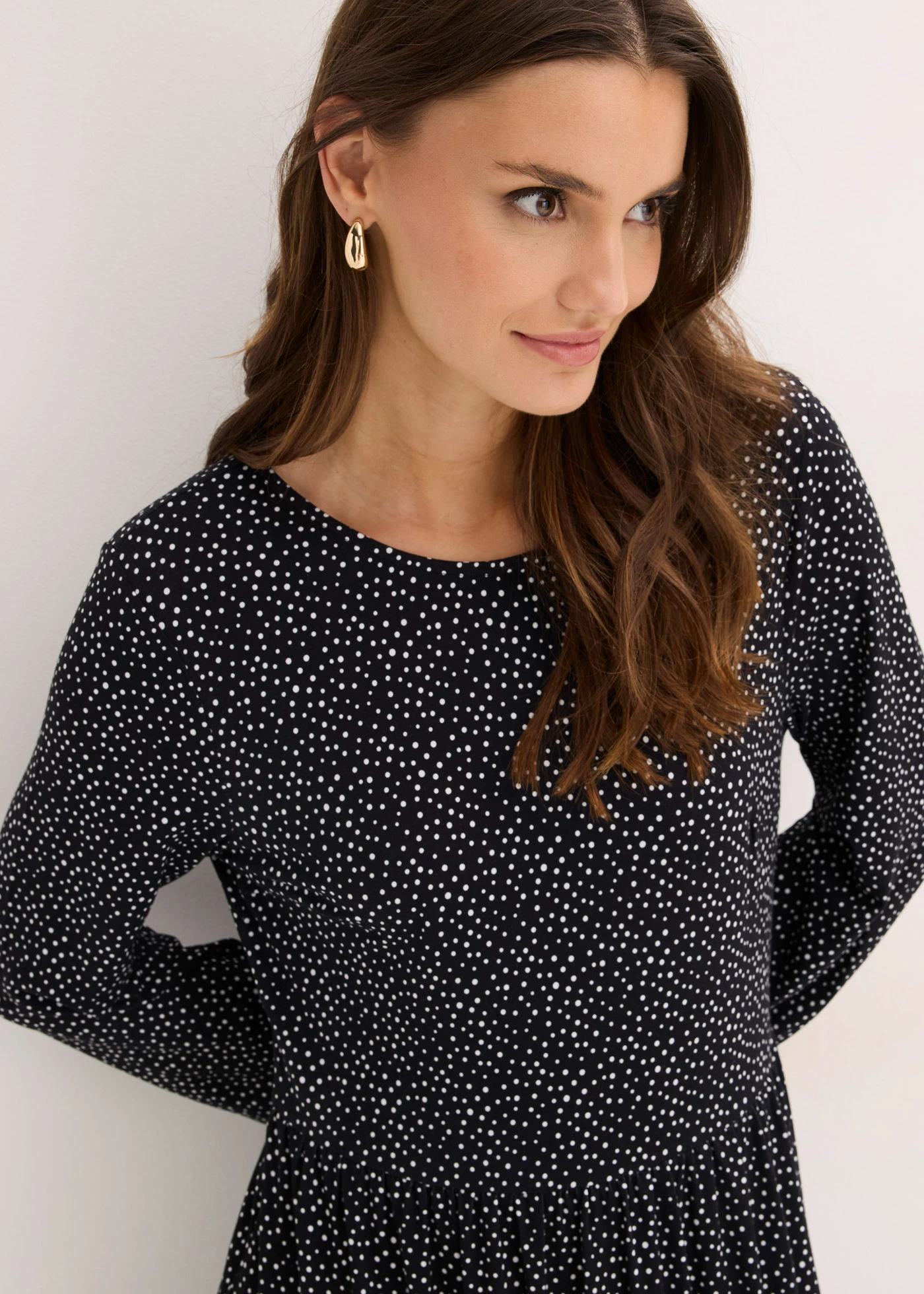 Midi jurk van viscose-mix • zwart-wit gestippeld • bonprix online shop