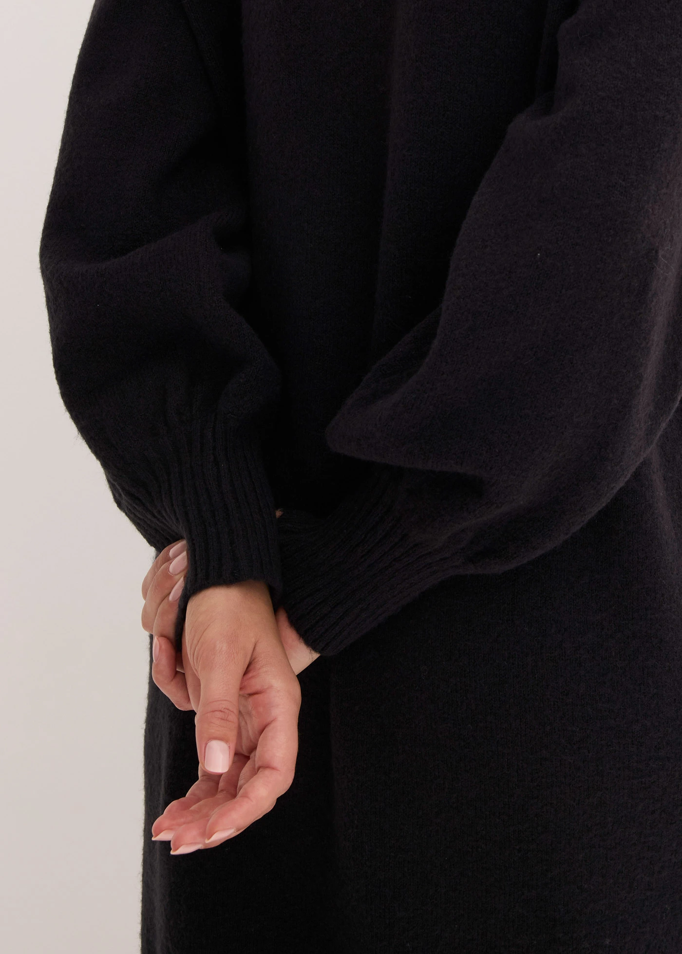 Rochie tricotată scurtă • negru • magazin bonprix