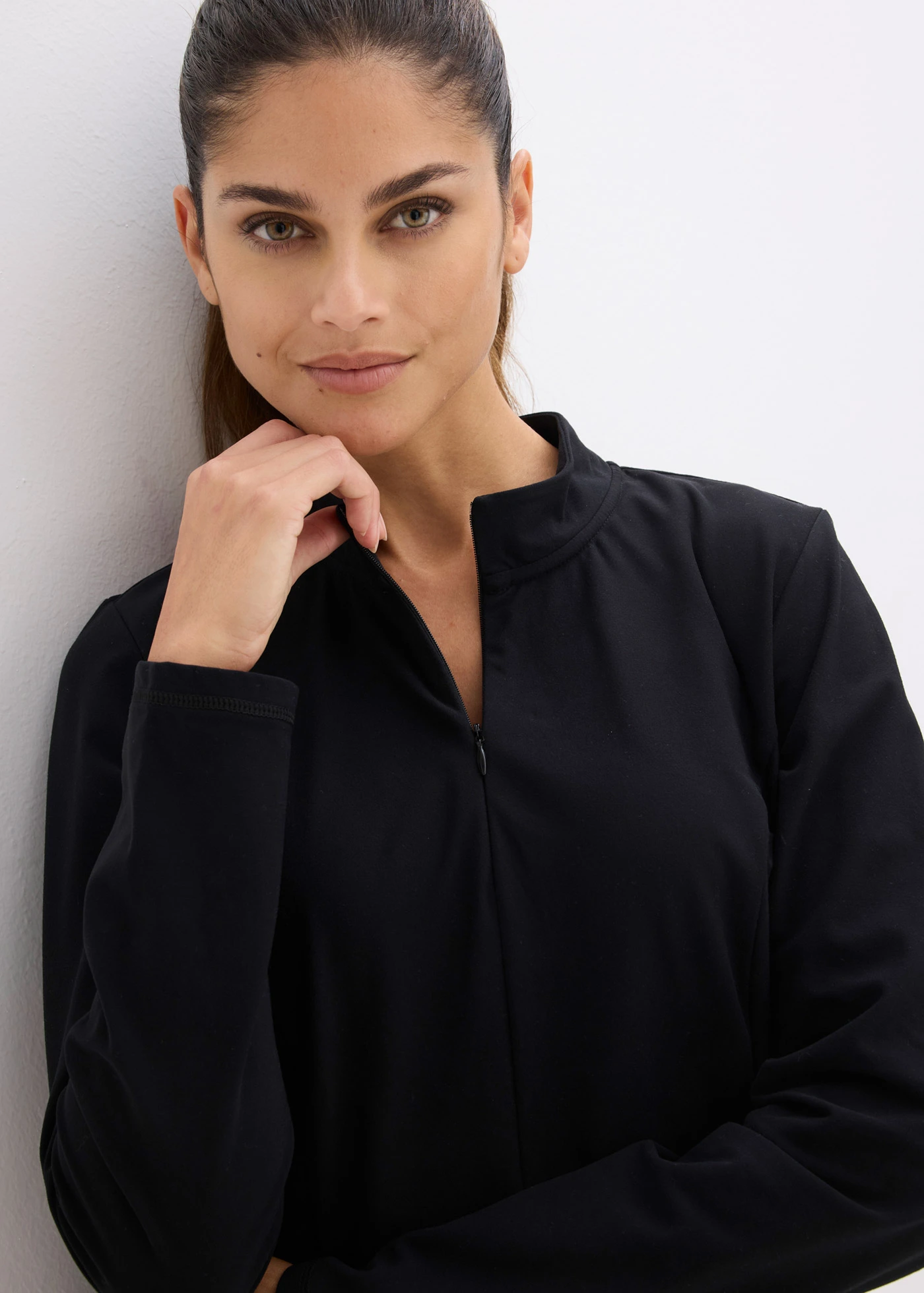 Funkčná bunda s polovičným zipsom, rýchloschnúca • čierna • obchod bonprix