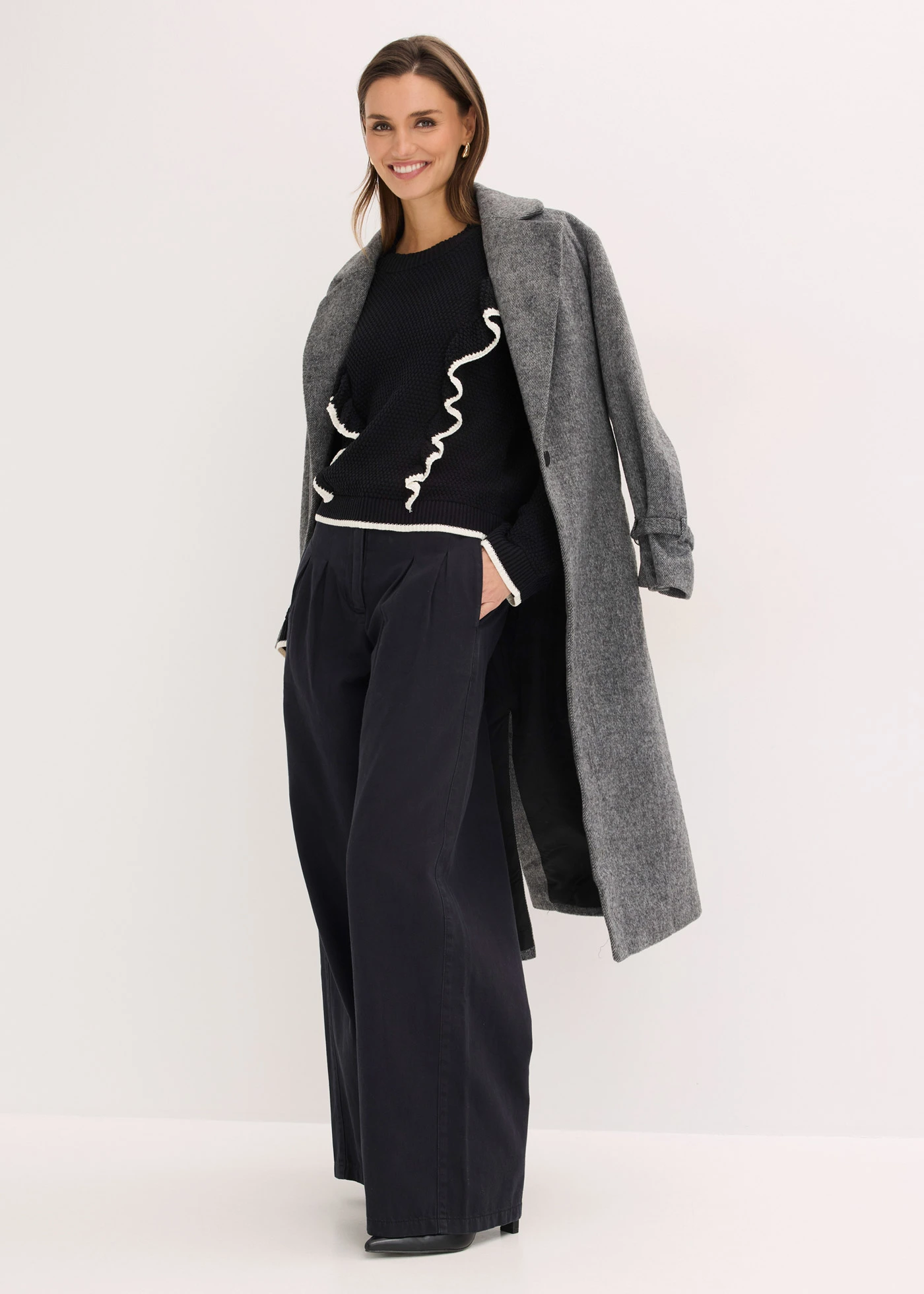 Sweter z cienkiej dzianiny z mieszanki bawełny • czarny + biel wełny • sklep bonprix