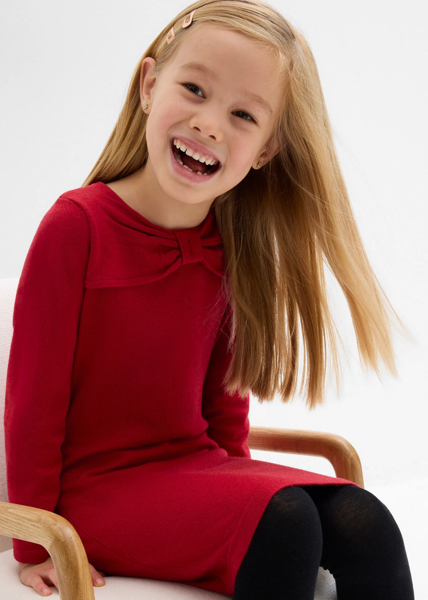 Robe pull douce en viscose majoritaire • rouge piment • Boutique bonprix