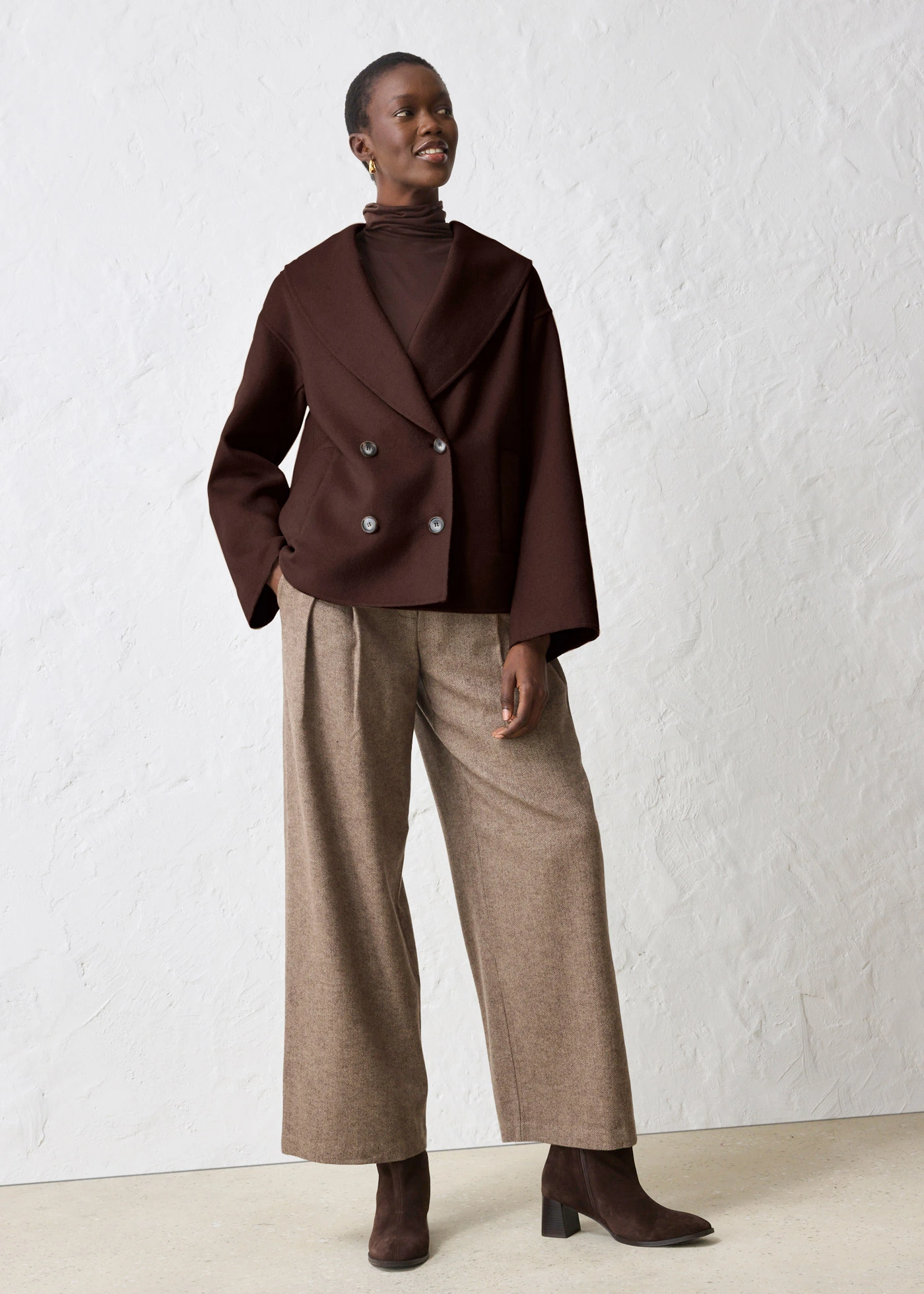 Veste douce et oversize • marron foncé • Boutique bonprix