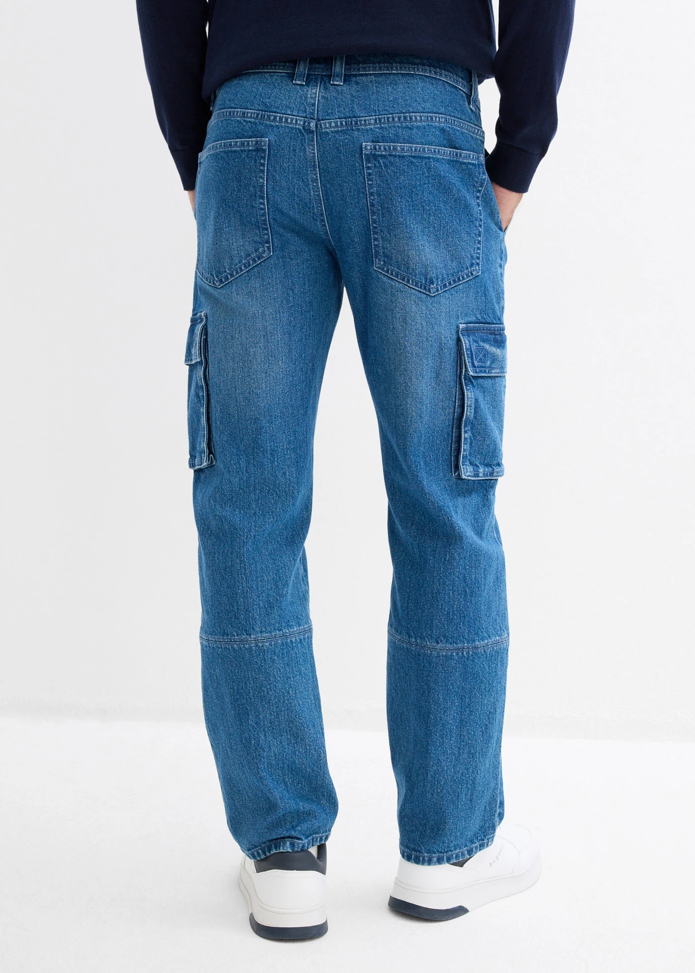 Blugi cargo stretch Relaxed Fit, straight • albastru mediu denim • magazin bonprix