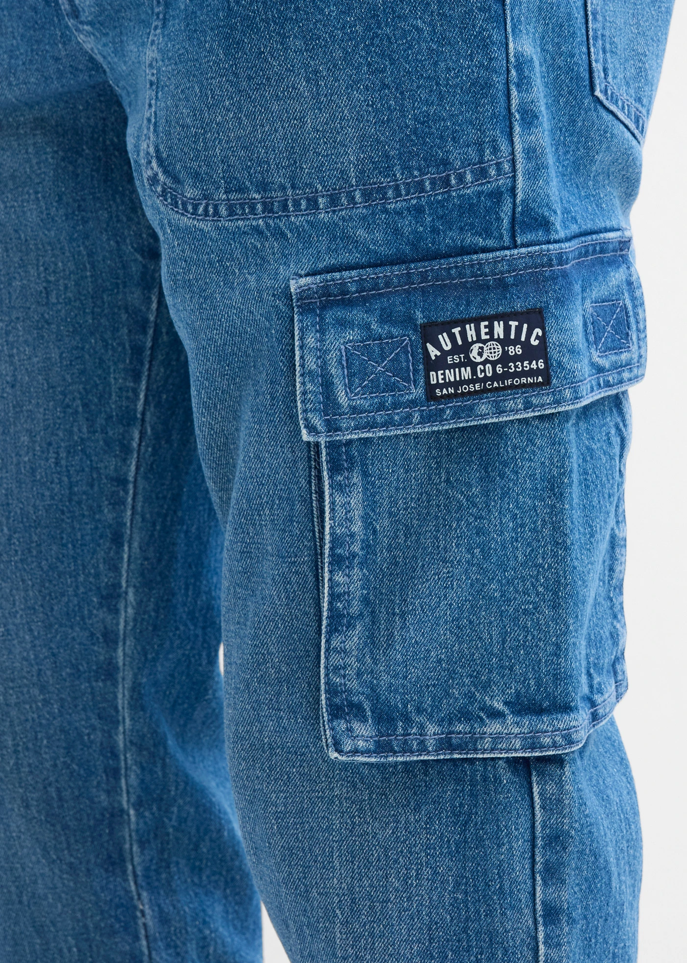 Relaxed fit cargo stretch jeans, straight • middenblauw denim • bonprix online shop