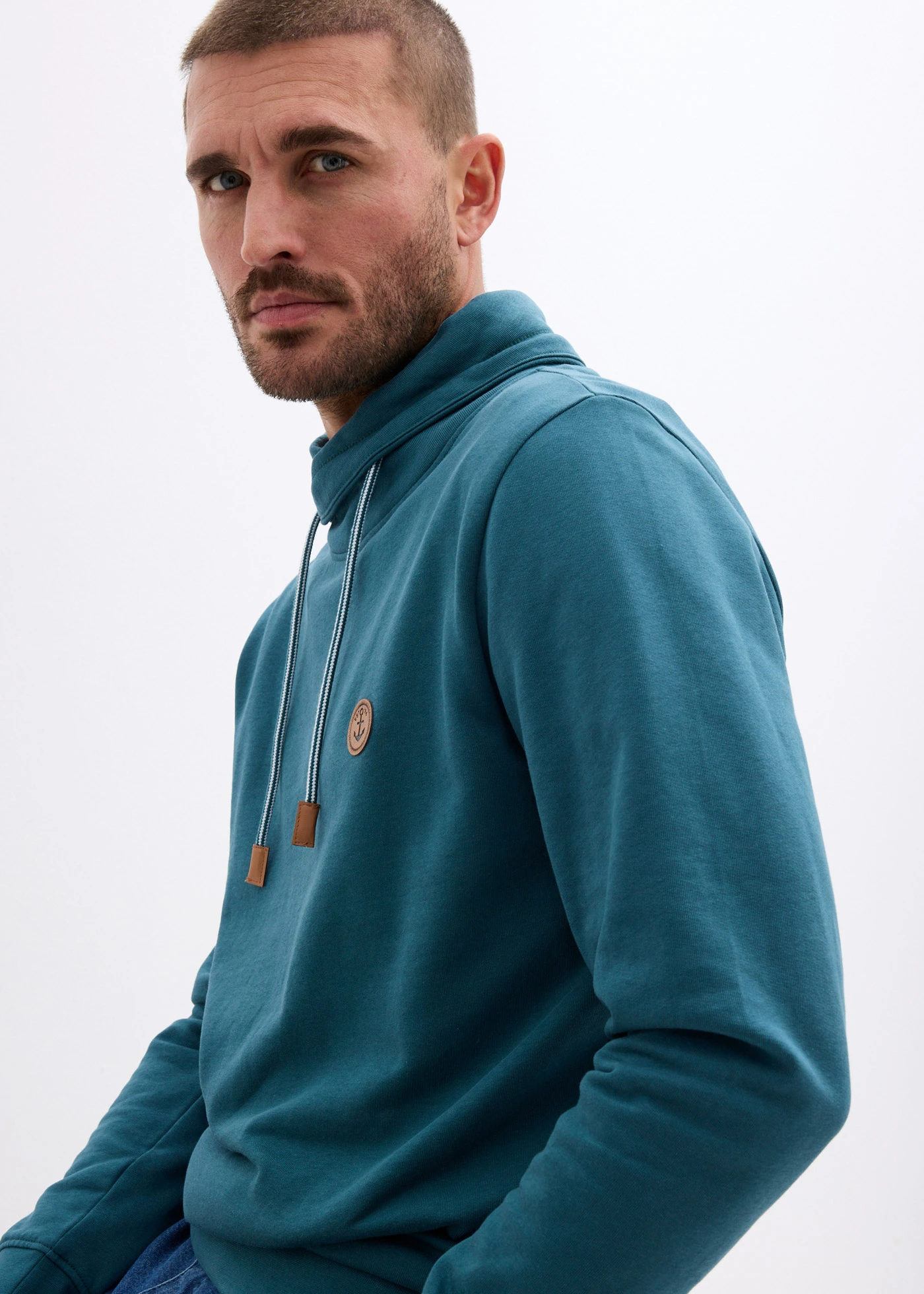 Sweat à col châle • vert poivre • Boutique bonprix