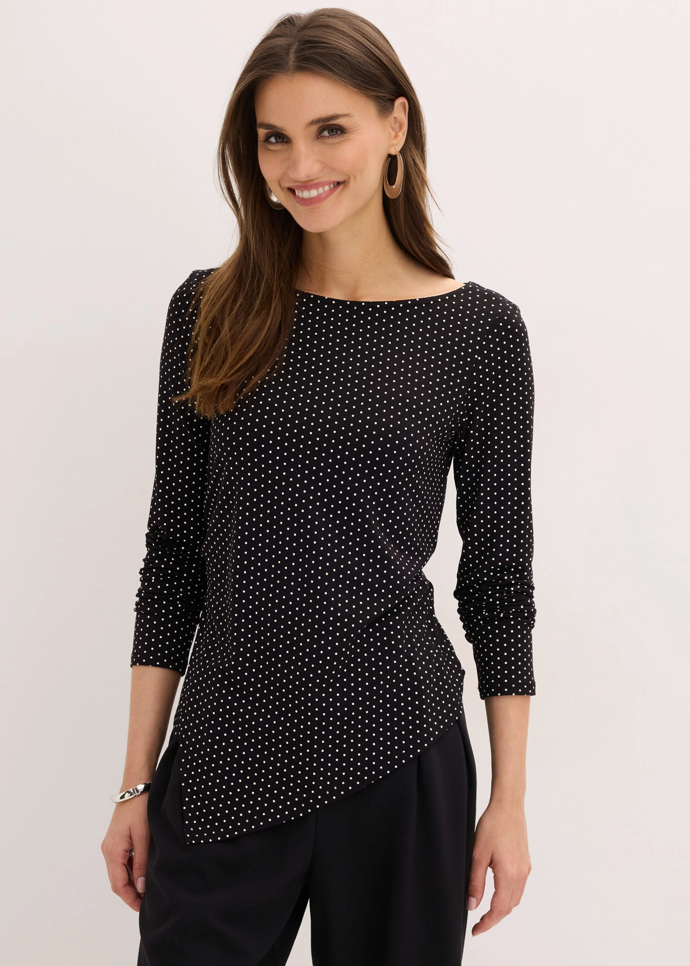 Shirt in een zachte viscosemix • zwart met wolwit • bonprix online shop