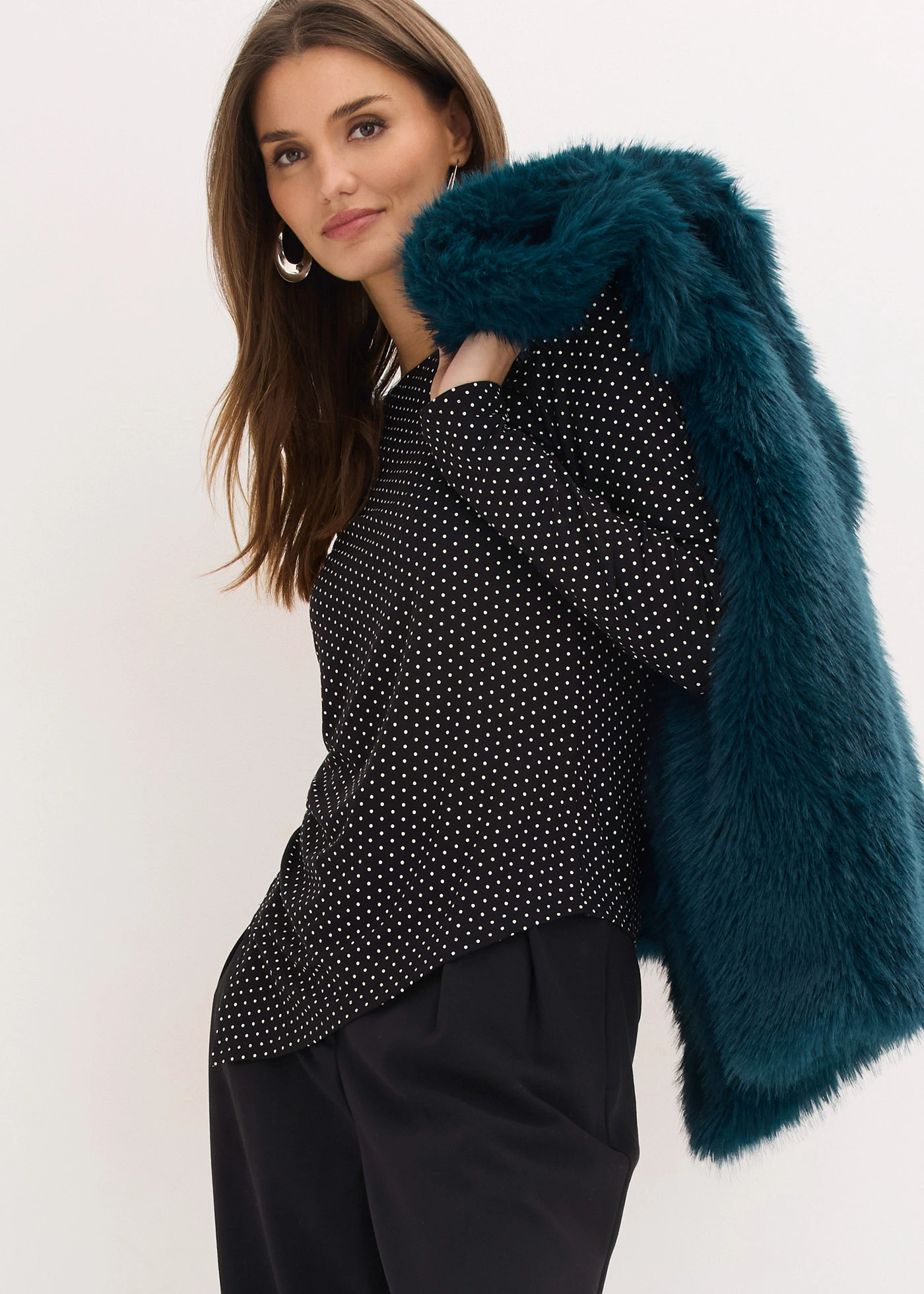 T-shirt doux • noir pois écru • Boutique bonprix