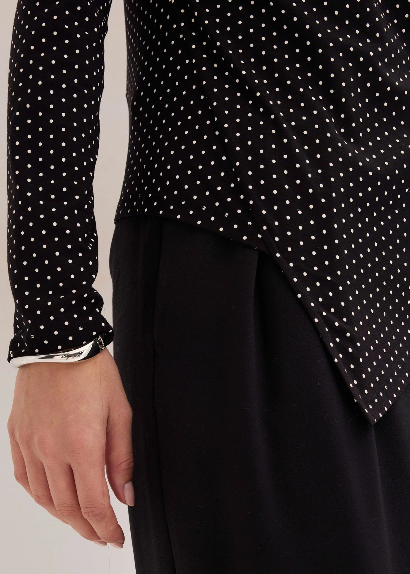 Shirt in een zachte viscosemix • zwart met wolwit • bonprix online shop