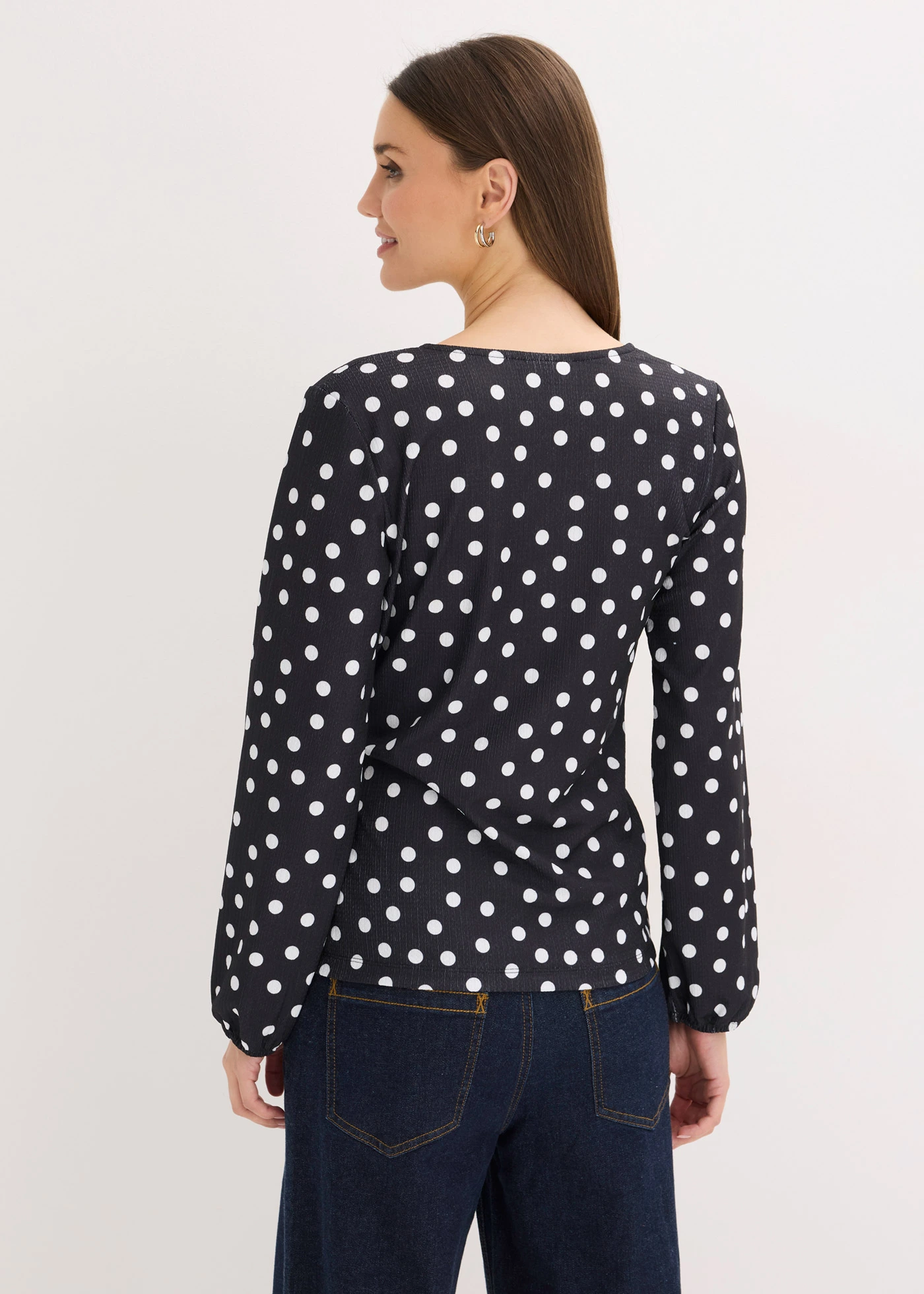 Longsleeve van gestructureerde jersey • gestipt zwart/wit • bonprix online shop