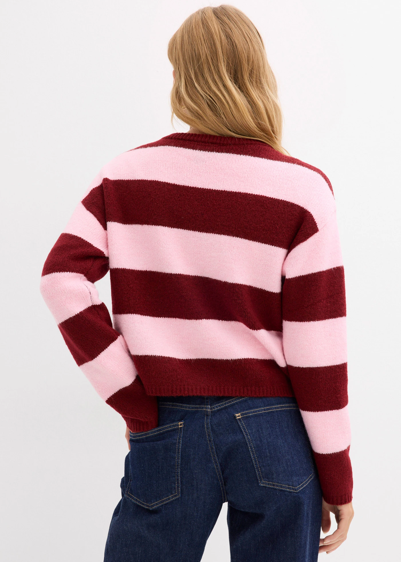 Krátký kabátek z jemné pleteniny • křišťálově růžovo-rubínově červená s příčnými proužky • bonprix obchod