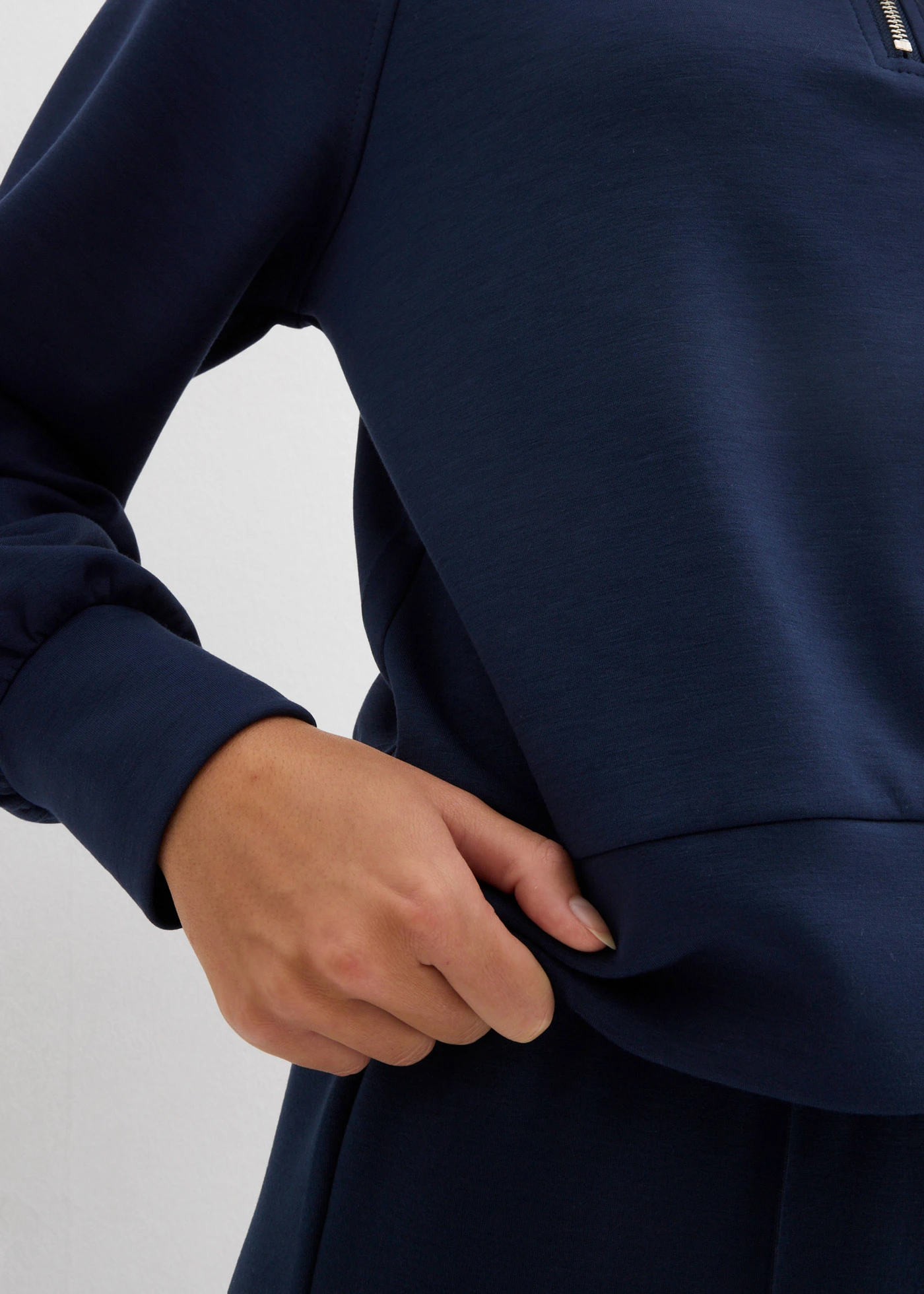 Sweater van zacht scuba • donkerblauw • bonprix online shop