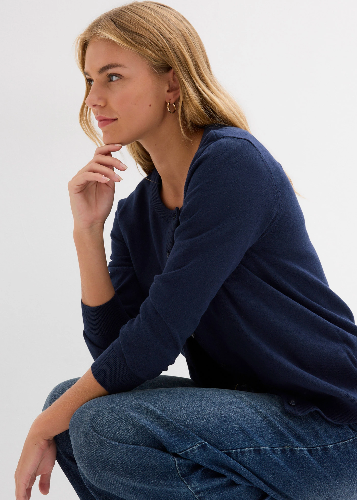 Gilet en fine maille • bleu foncé • Boutique bonprix