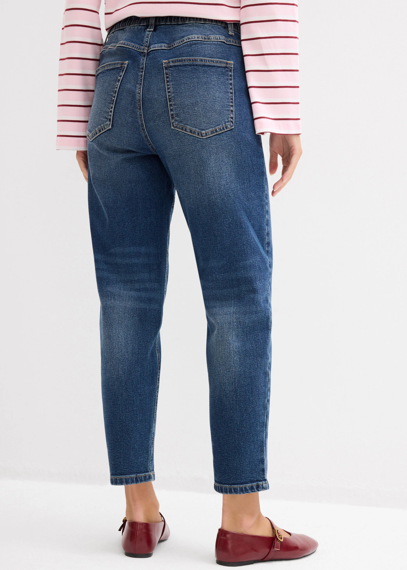 Blugi mom cu talie înaltă, cropped • bleumarin denim uzat • magazin bonprix