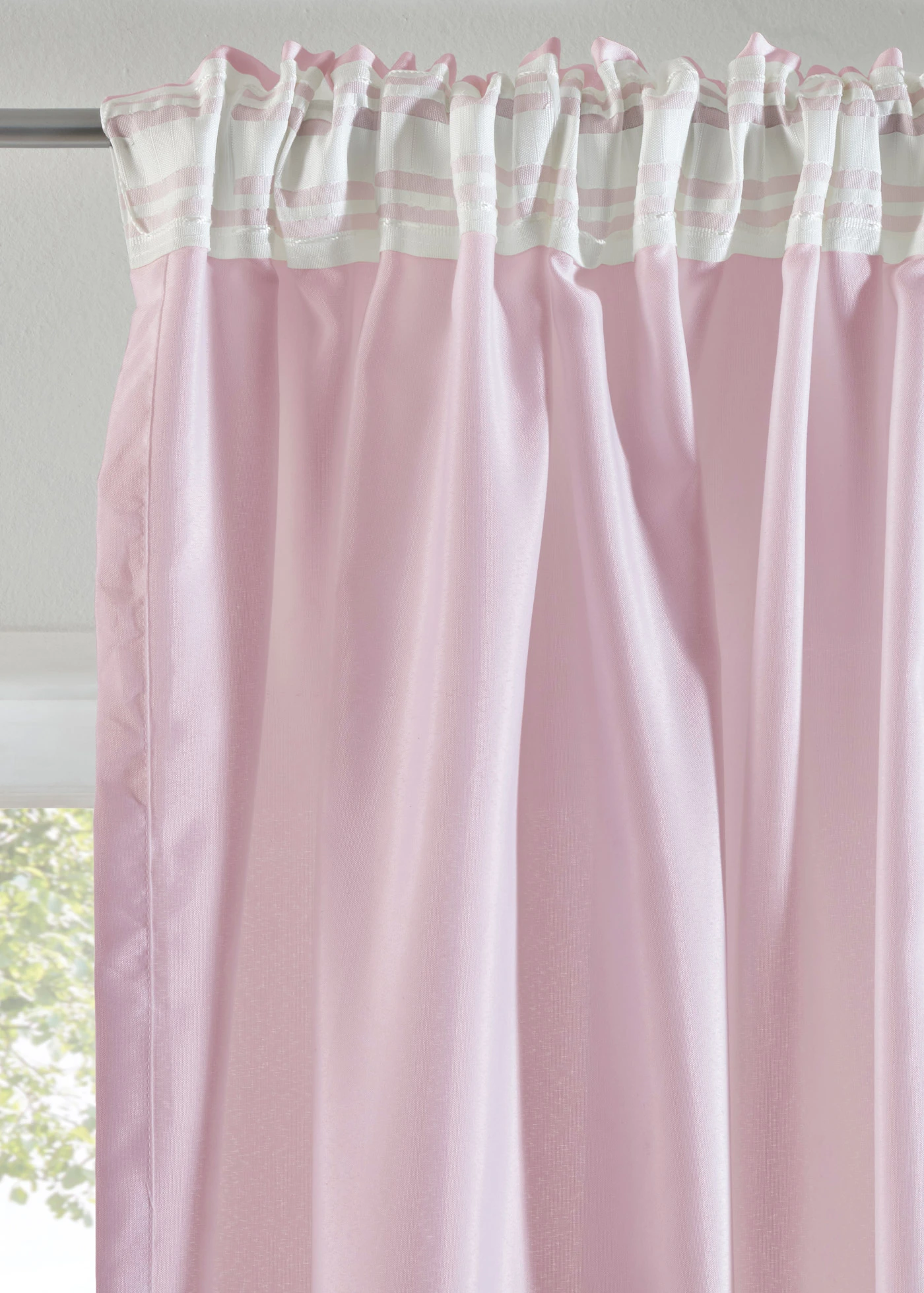 Lot de 2 voilages en polyester recyclé • rose clair • Boutique bonprix